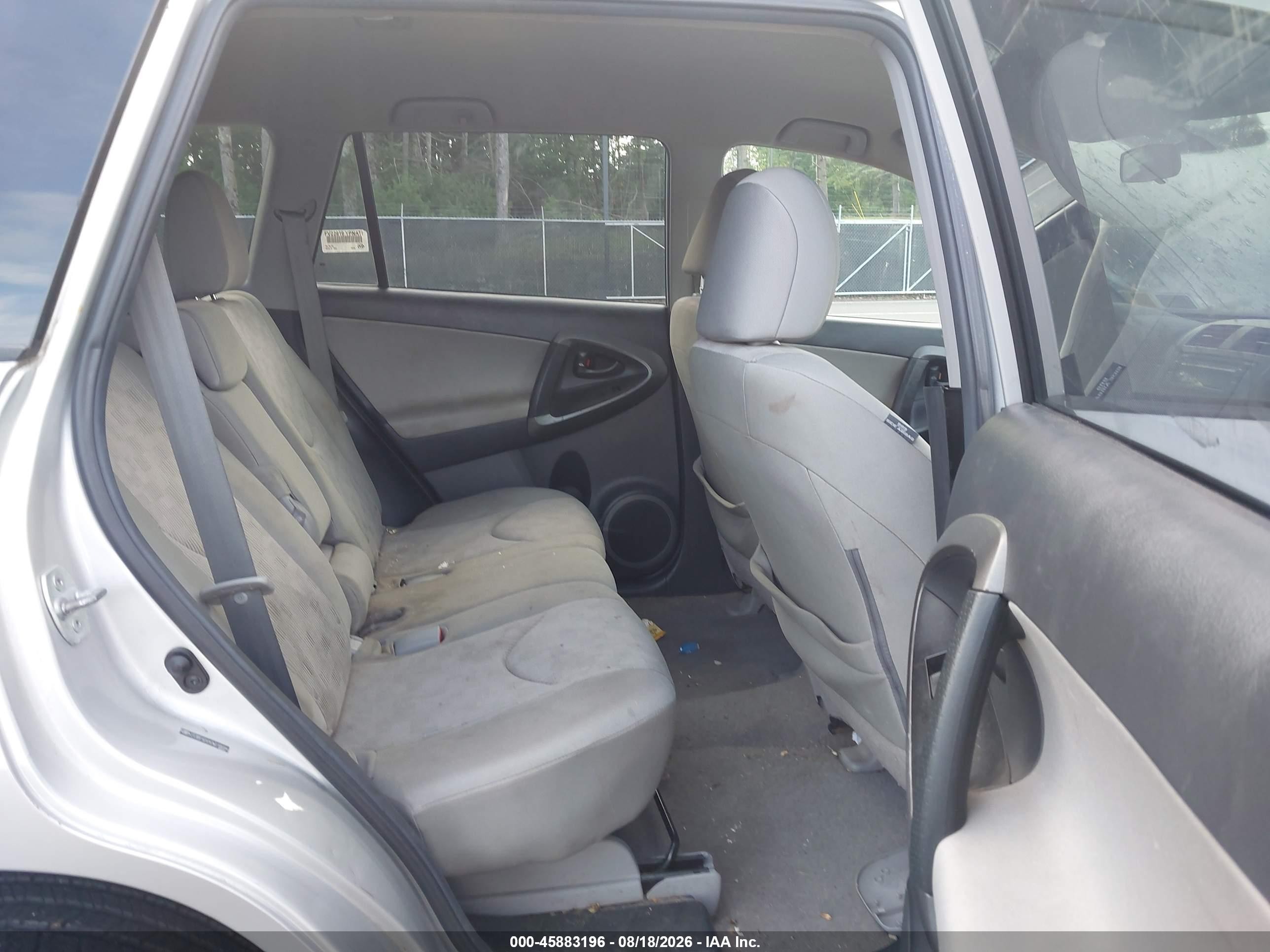 2012 Toyota Rav4   Silver vin: 2T3BF4DVXCW218094