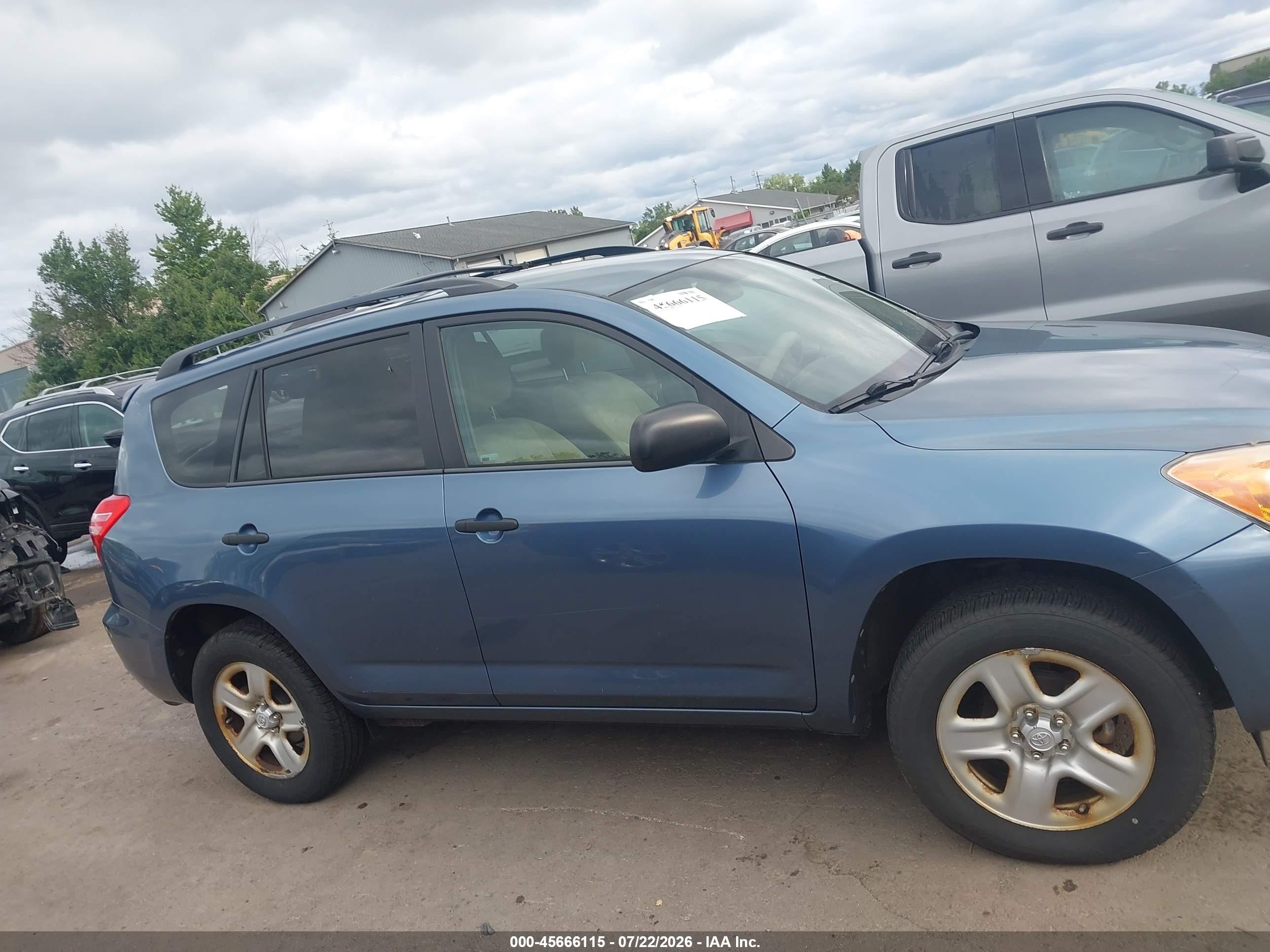 2012 Toyota Rav4   Blue vin: 2T3BF4DVXCW224252