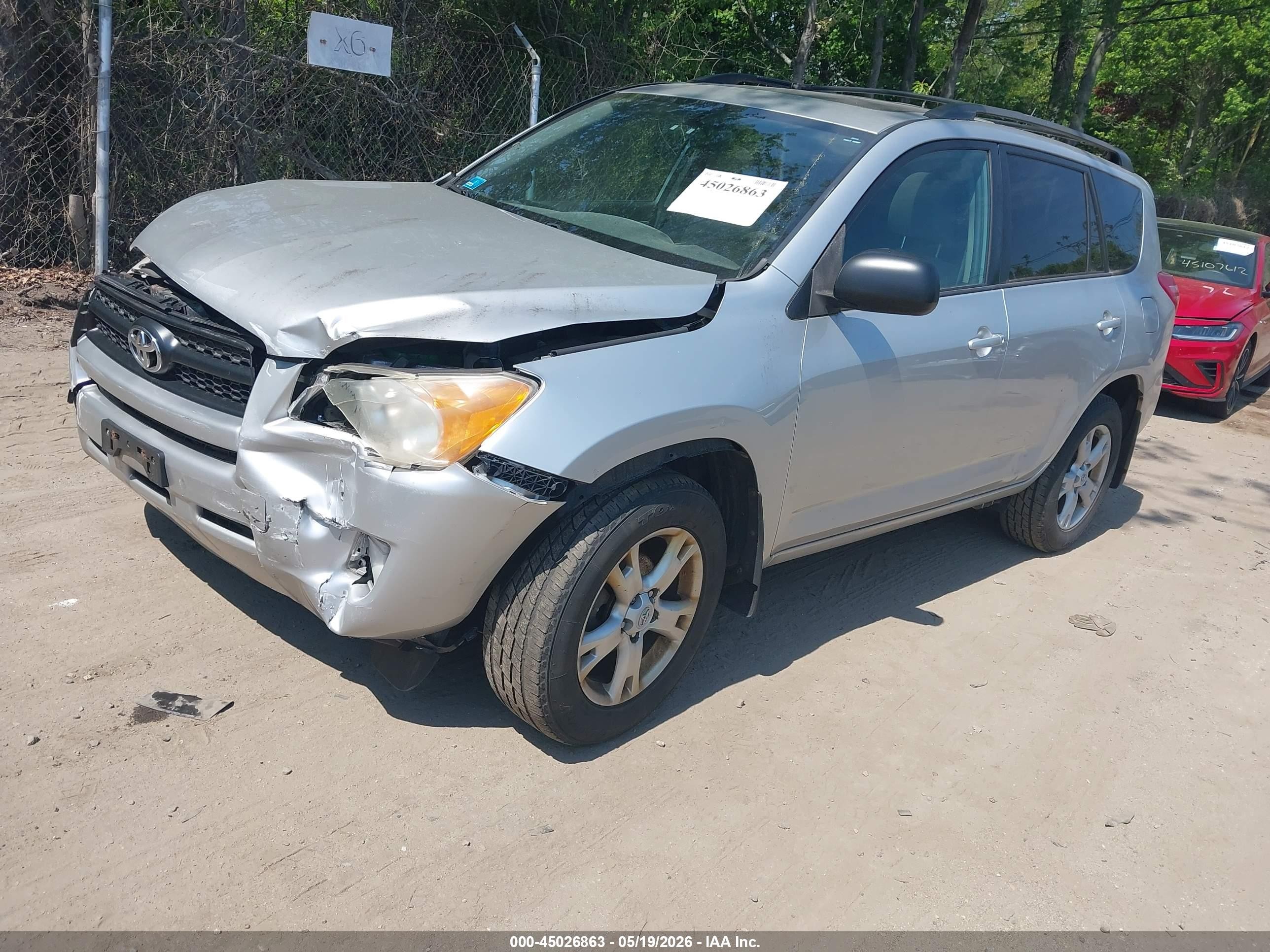 2012 Toyota Rav4   Silver vin: 2T3BF4DVXCW232710