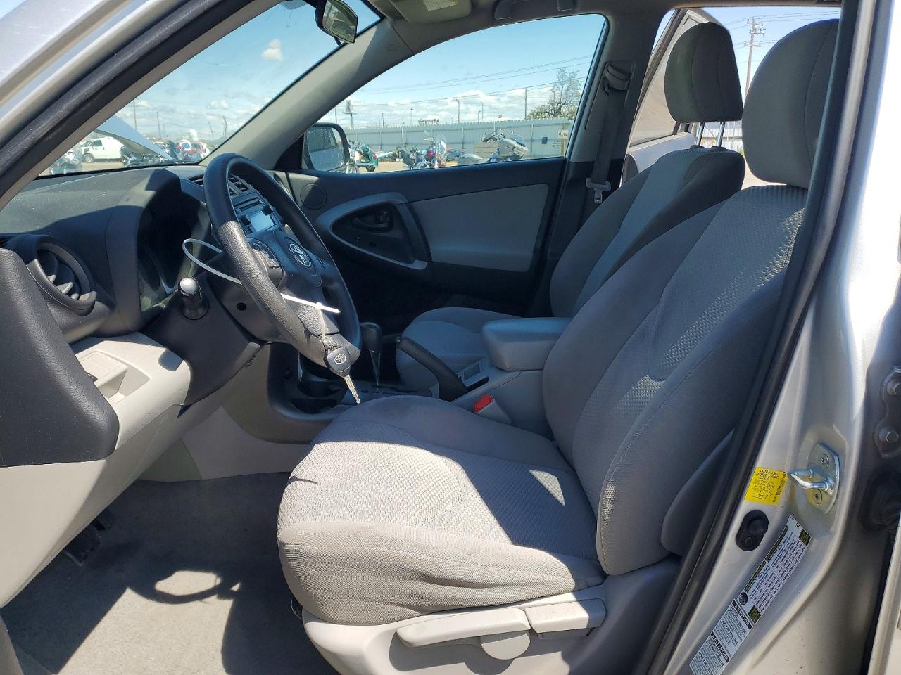 2012 Toyota Rav4 Base Silver vin: 2T3BF4DVXCW238426