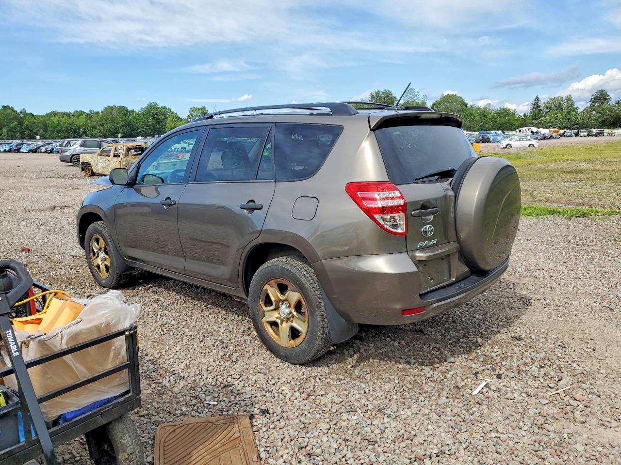 2012 Toyota Rav4 Base Tan vin: 2T3BF4DVXCW246039