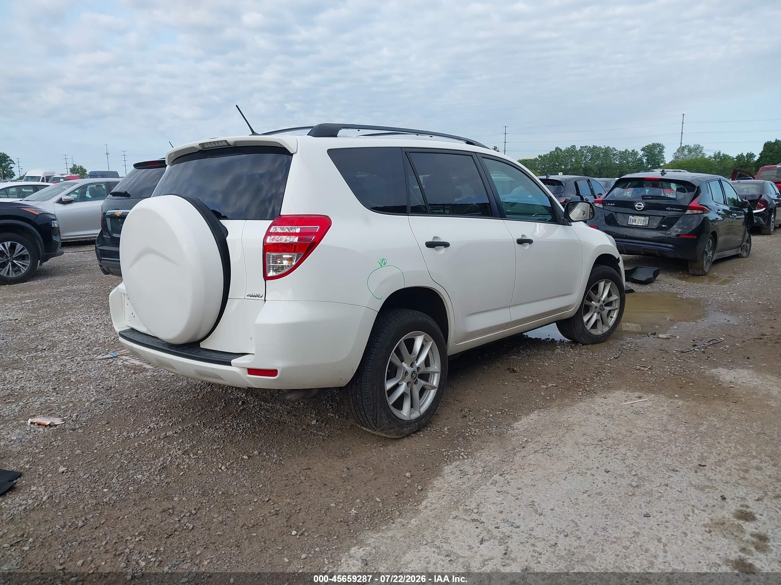 2012 Toyota Rav4   White vin: 2T3BF4DVXCW257719
