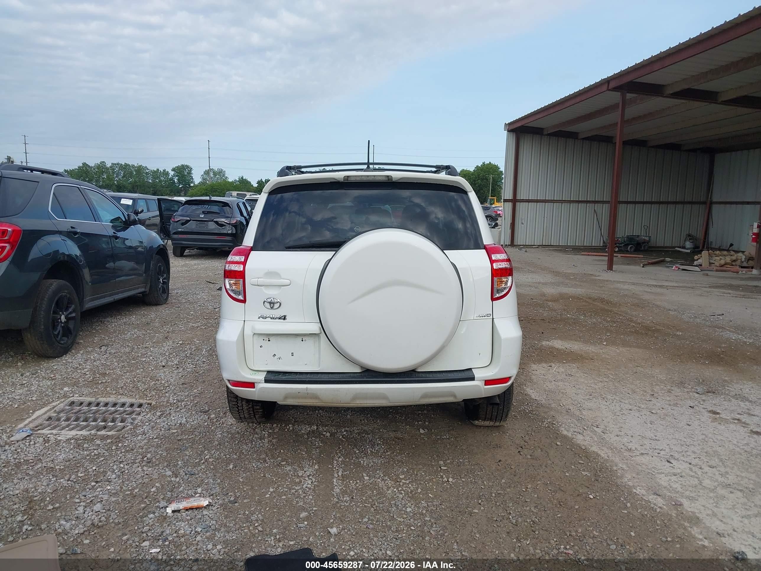 2012 Toyota Rav4   White vin: 2T3BF4DVXCW257719