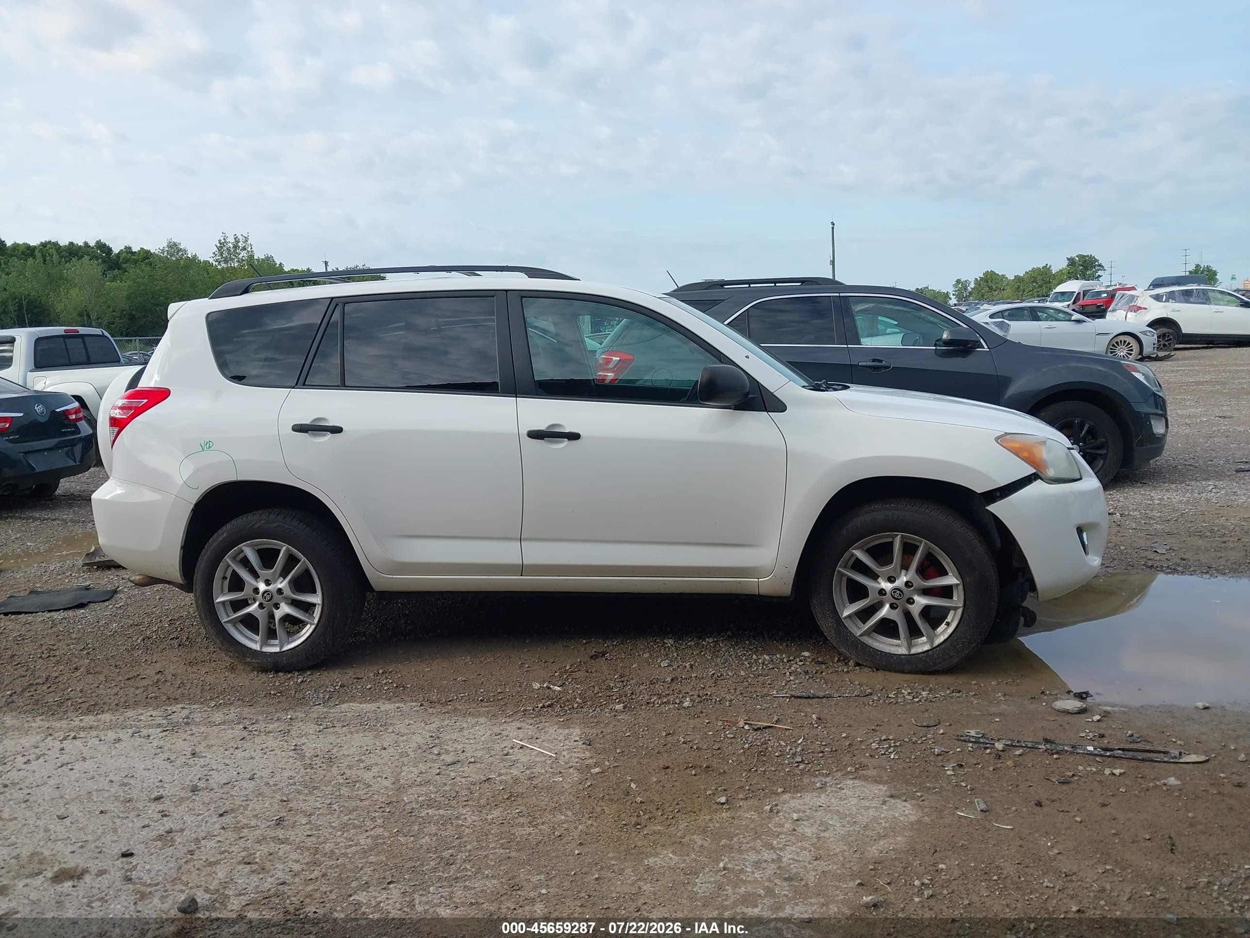 2012 Toyota Rav4   White vin: 2T3BF4DVXCW257719