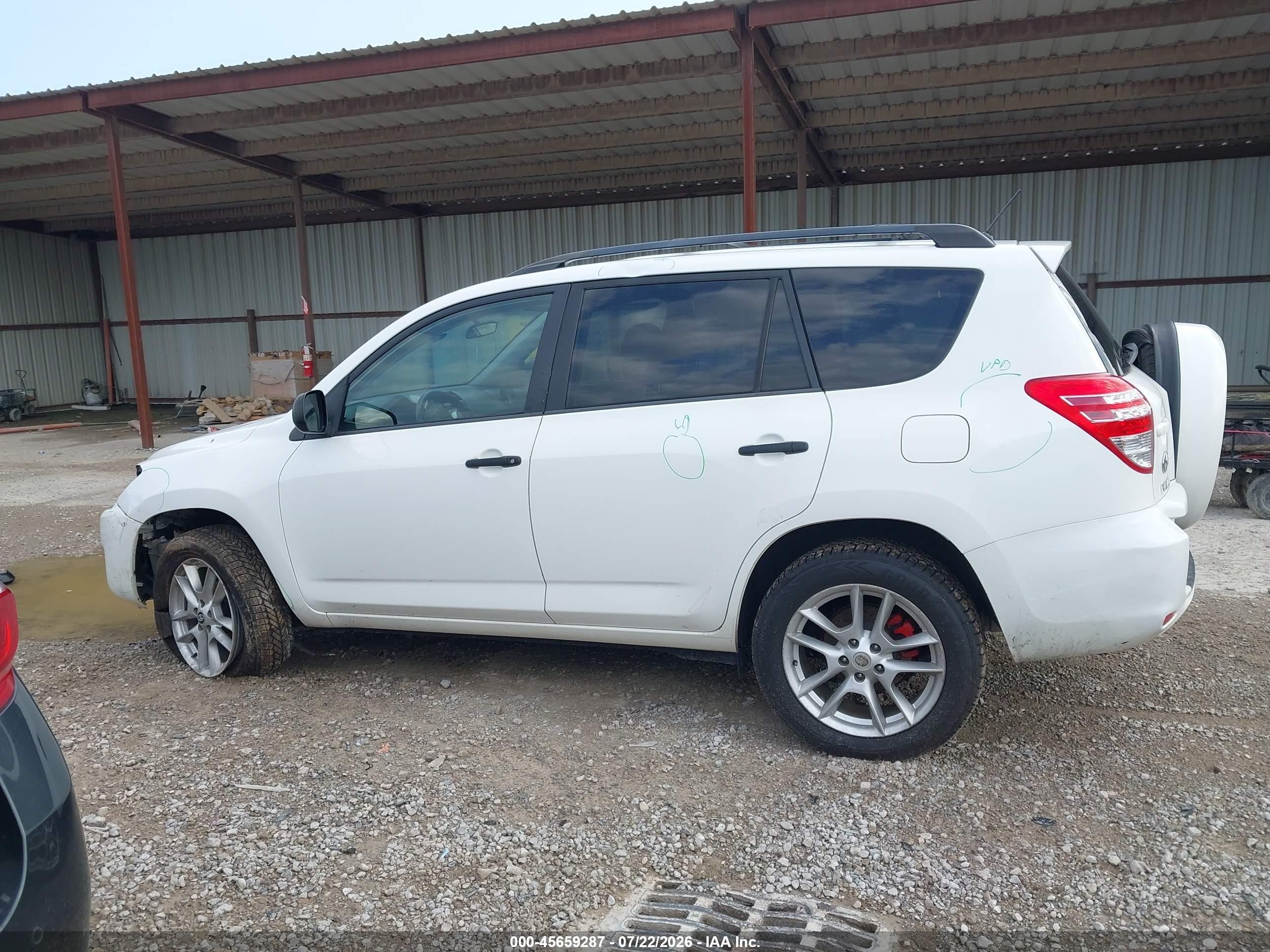 2012 Toyota Rav4   White vin: 2T3BF4DVXCW257719