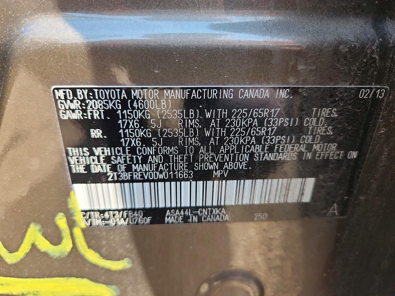 2013 Toyota Rav4 Le Gray vin: 2T3BFREV0DW011663