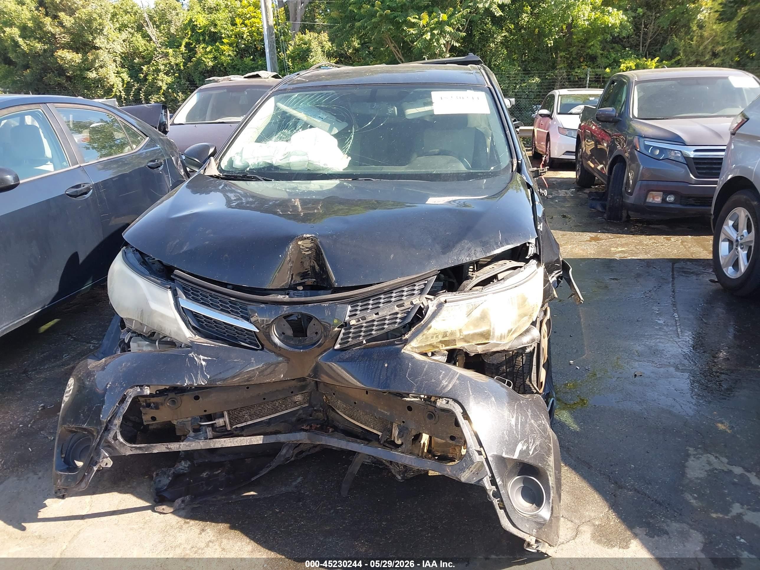 2013 Toyota Rav4 Le Черный vin: 2T3BFREV0DW024297