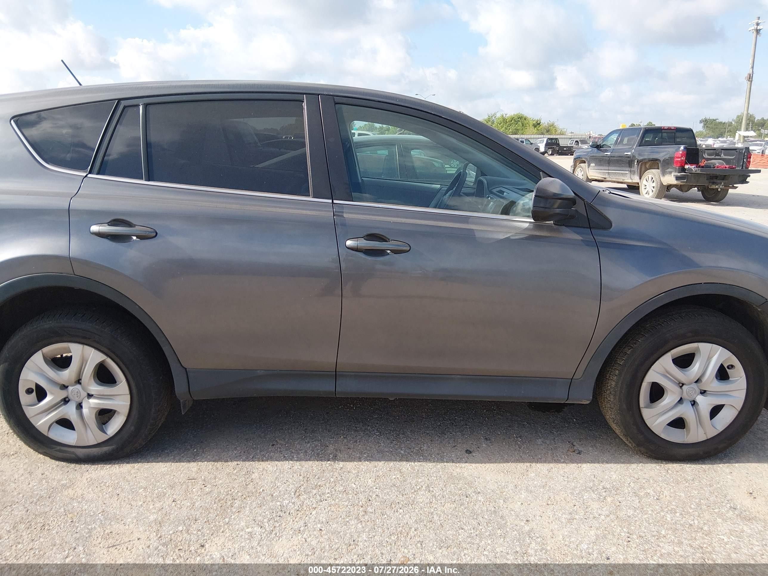 2013 Toyota Rav4 Le Gray vin: 2T3BFREV0DW037261