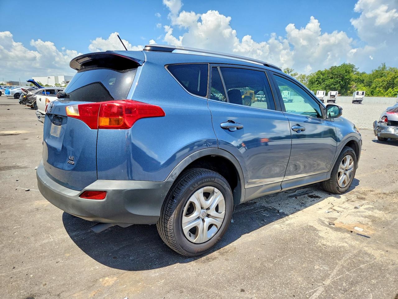 2013 Toyota Rav4 Le Синий vin: 2T3BFREV0DW038488