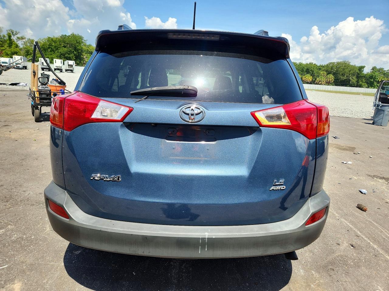 2013 Toyota Rav4 Le Синий vin: 2T3BFREV0DW038488