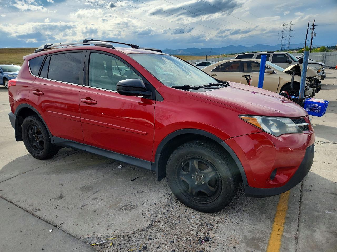 2013 Toyota Rav4 Le Красный vin: 2T3BFREV0DW071877