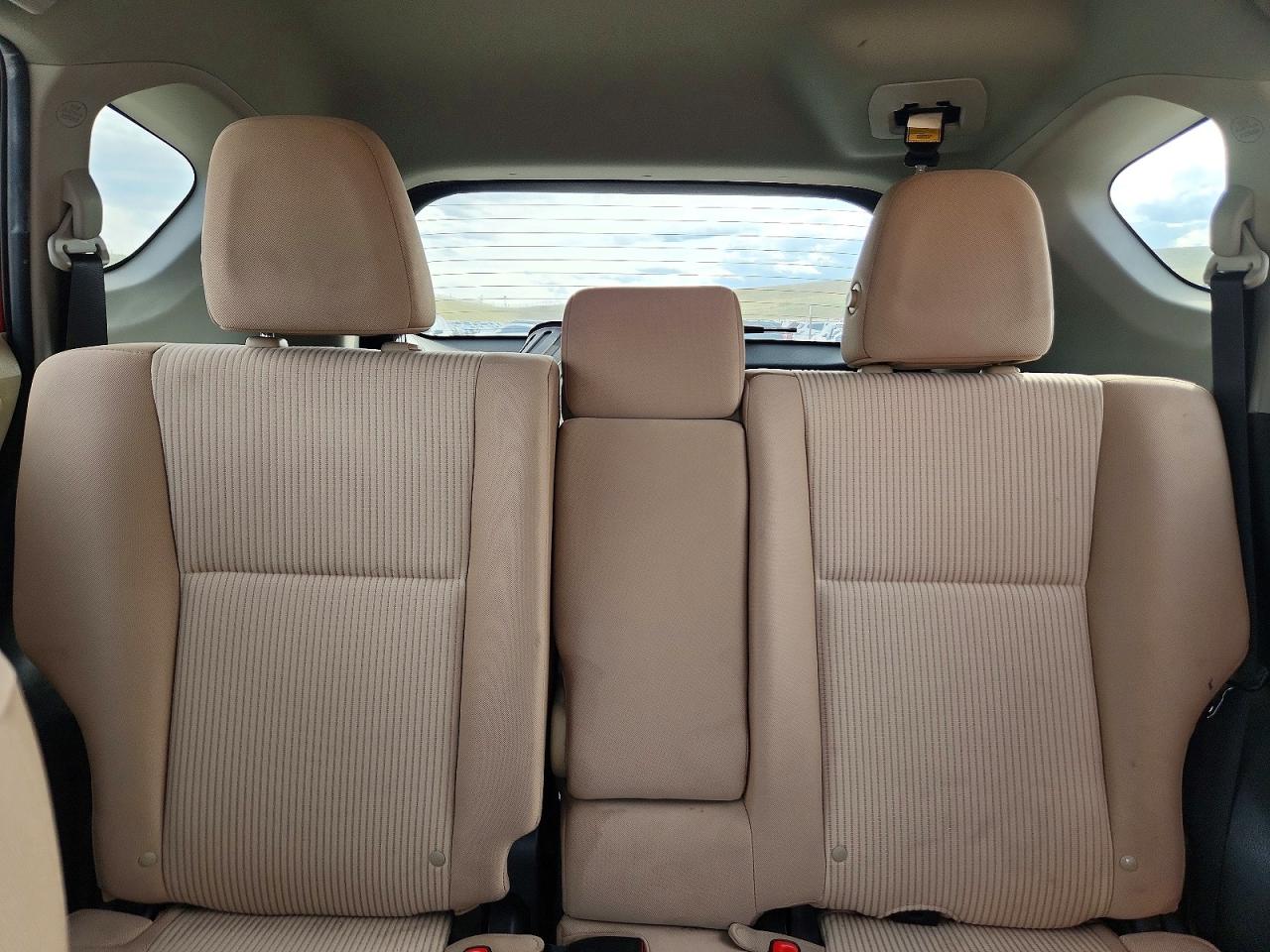 2013 Toyota Rav4 Le Красный vin: 2T3BFREV0DW071877