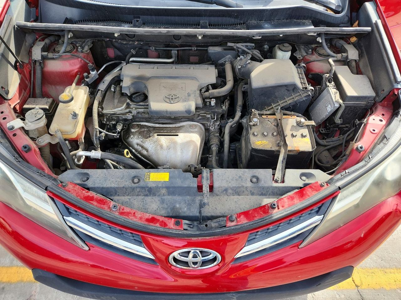 2013 Toyota Rav4 Le Красный vin: 2T3BFREV0DW071877