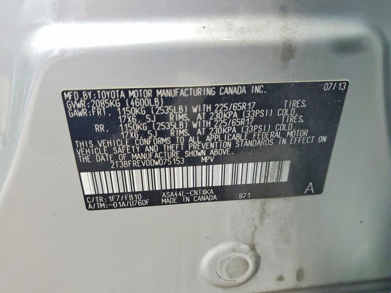 2013 Toyota Rav4 Le Серебряный vin: 2T3BFREV0DW075153