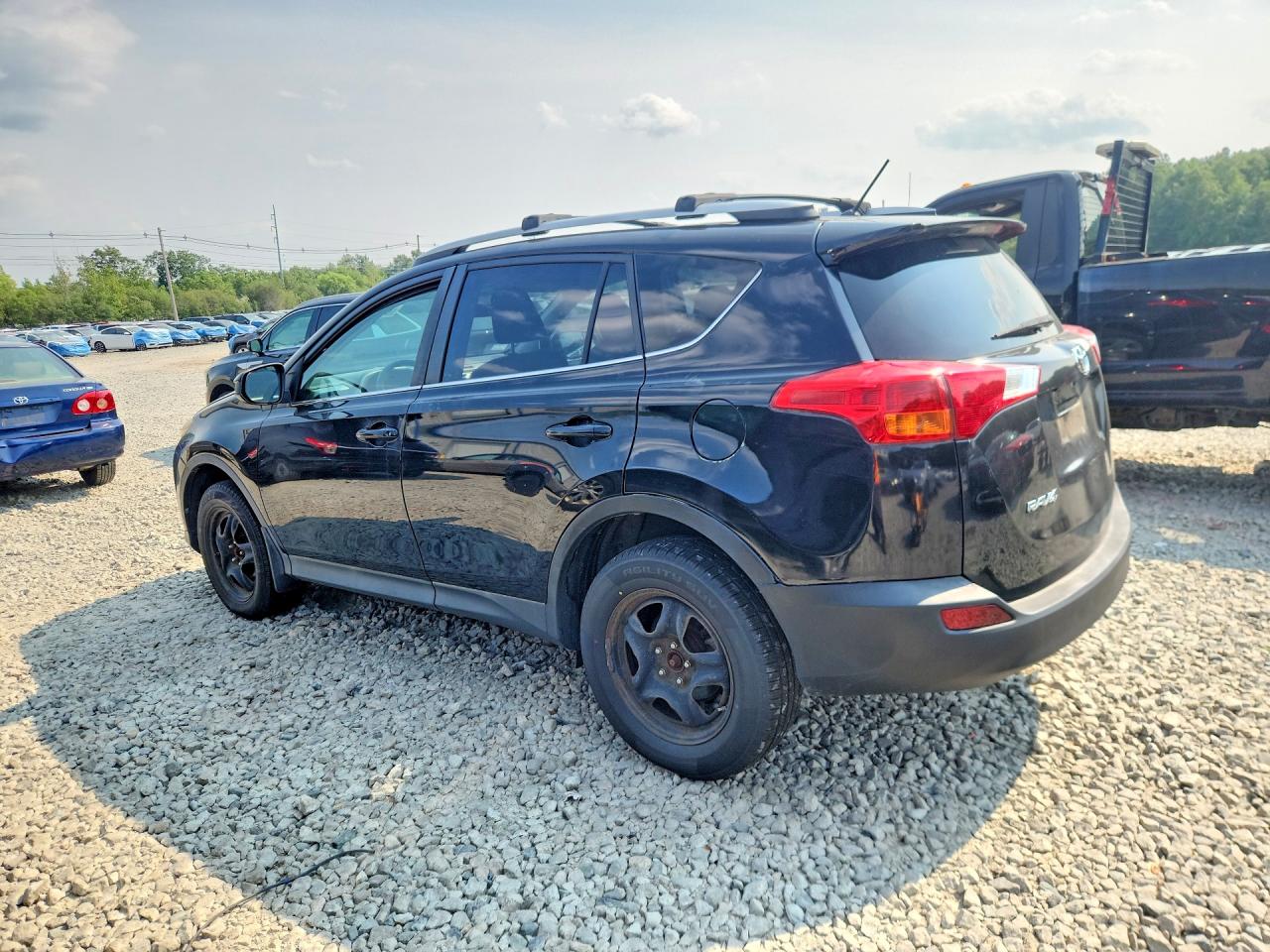 2014 Toyota Rav4 Le Black vin: 2T3BFREV0EW137765