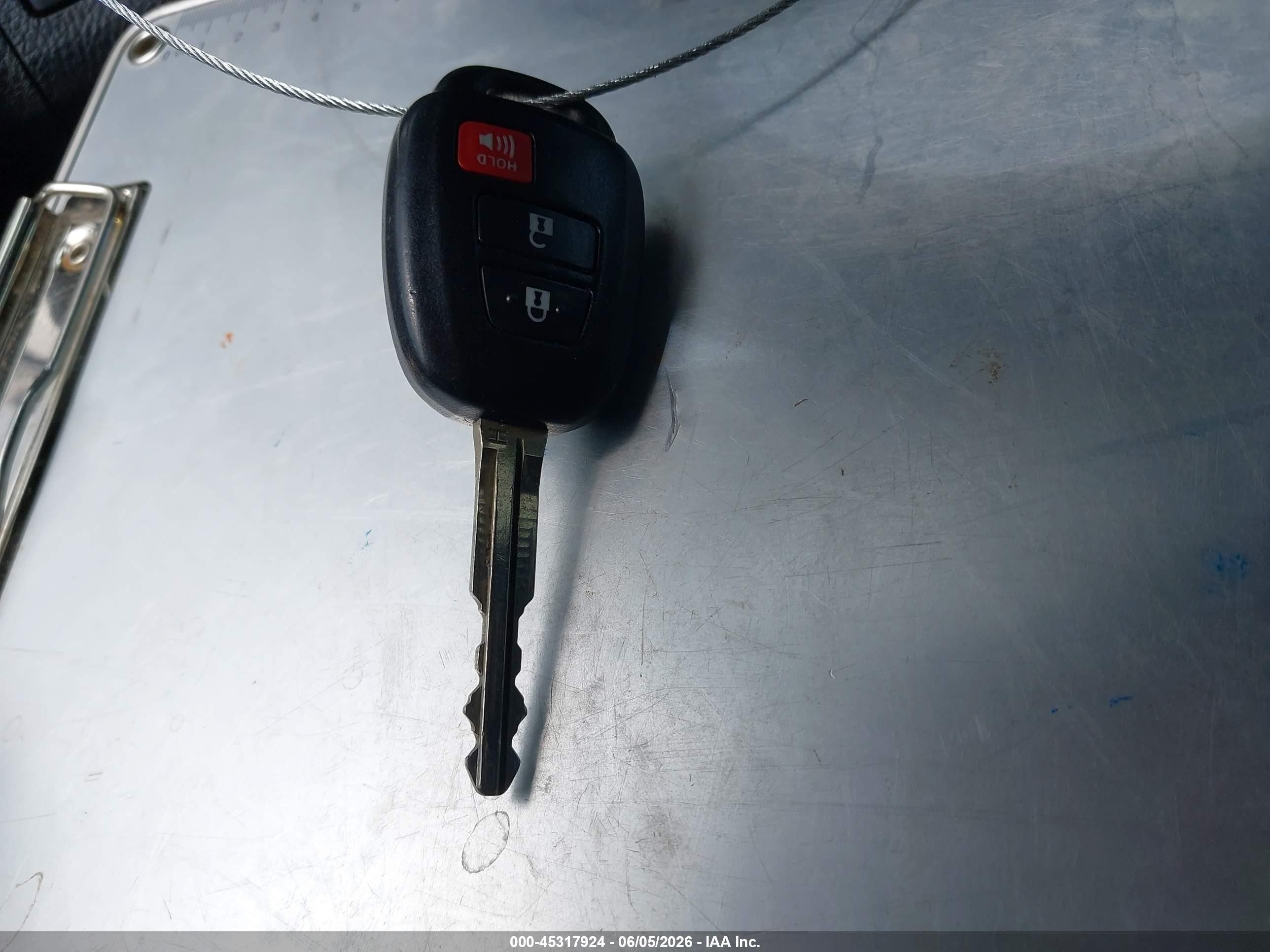 2014 Toyota Rav4 Le Черный vin: 2T3BFREV0EW142383
