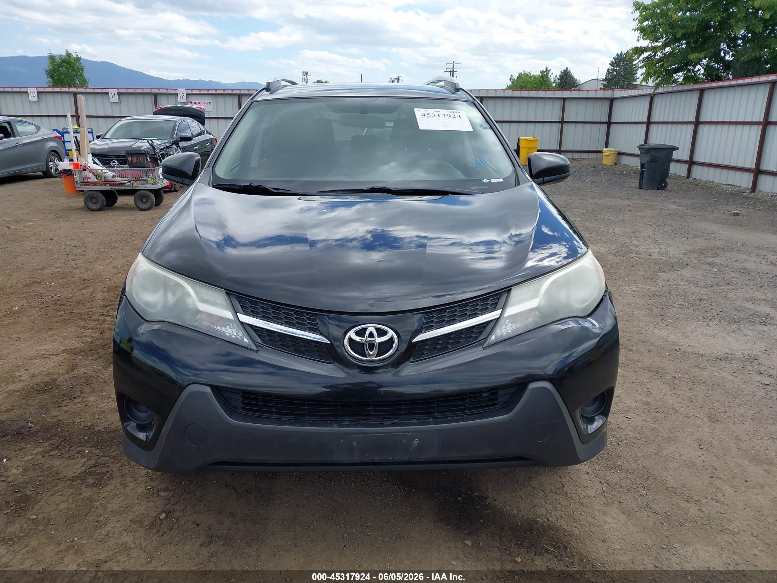 2014 Toyota Rav4 Le Черный vin: 2T3BFREV0EW142383