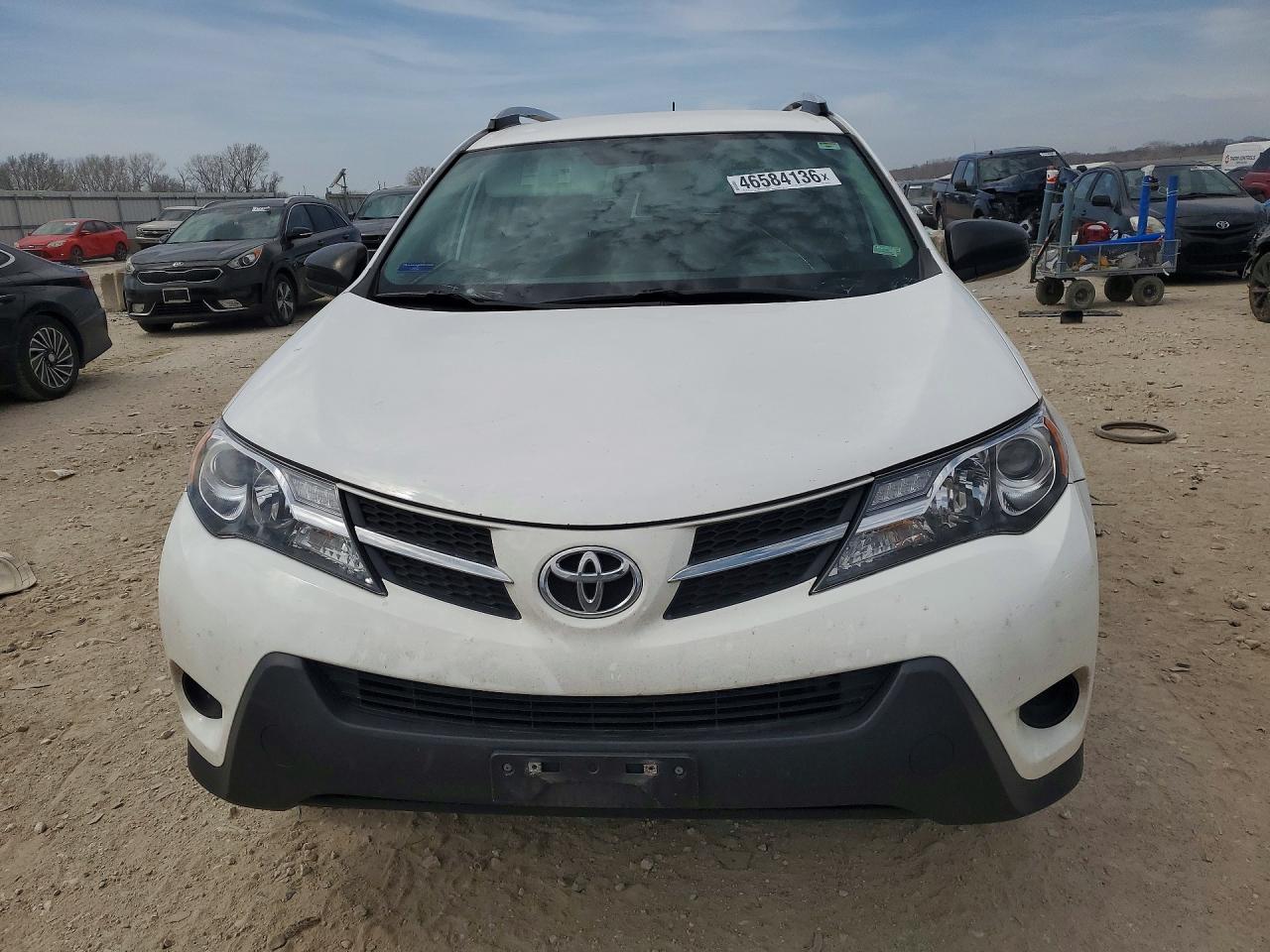 2014 Toyota Rav4 Le White vin: 2T3BFREV0EW149799