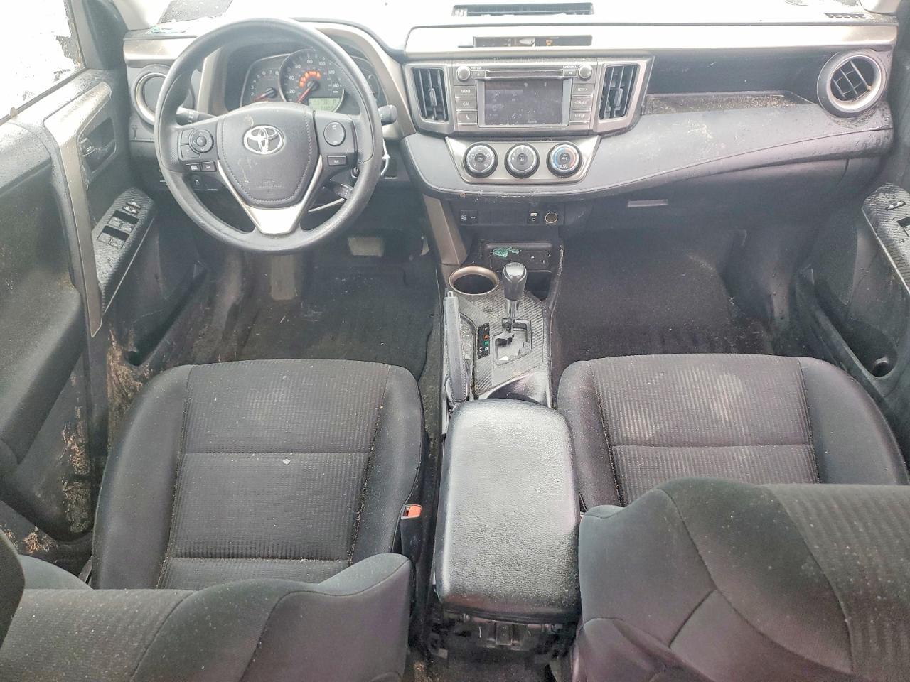 2015 Toyota Rav4 Le White vin: 2T3BFREV0FW305454
