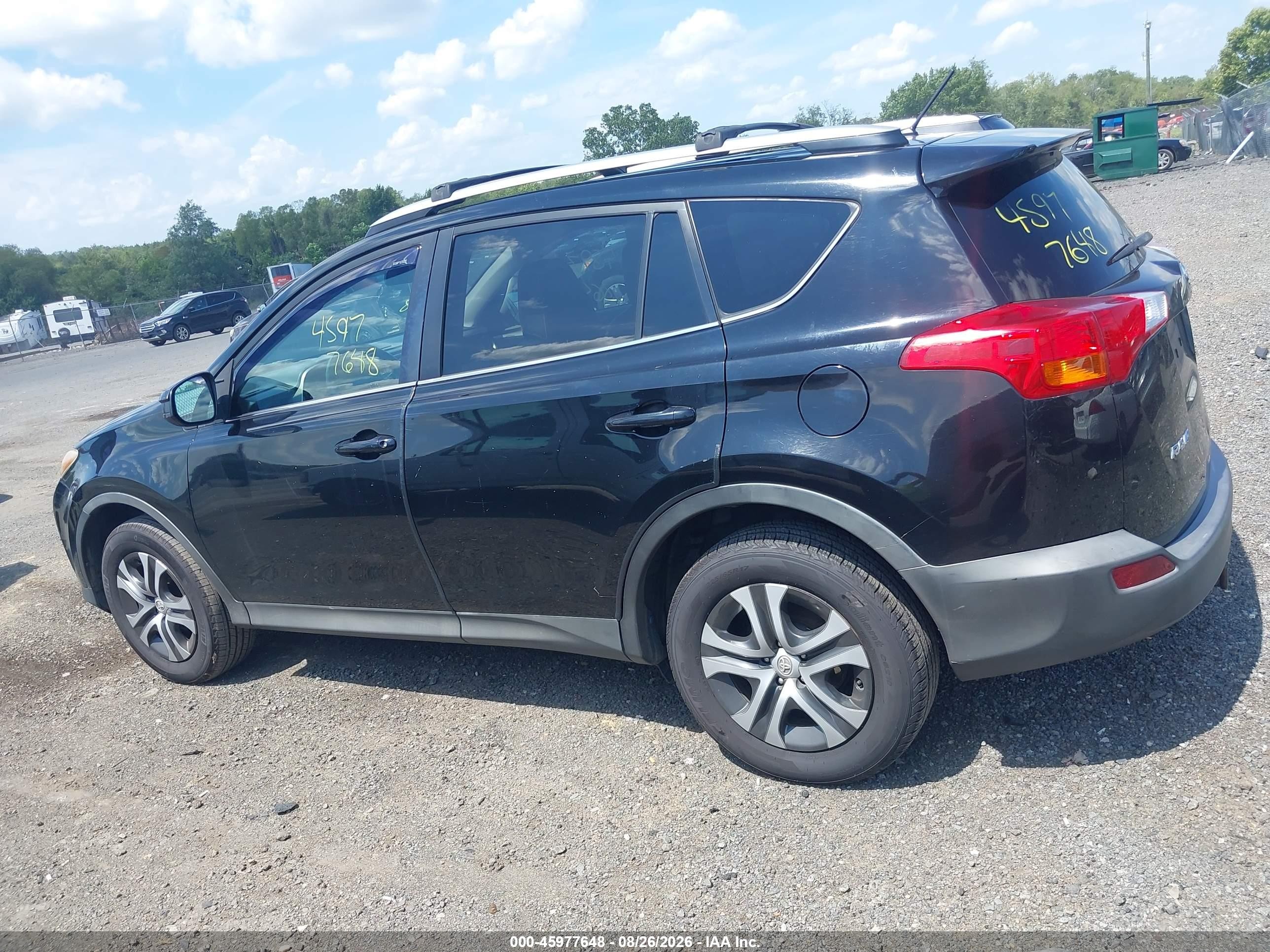 2015 Toyota Rav4 Le Black vin: 2T3BFREV0FW310735