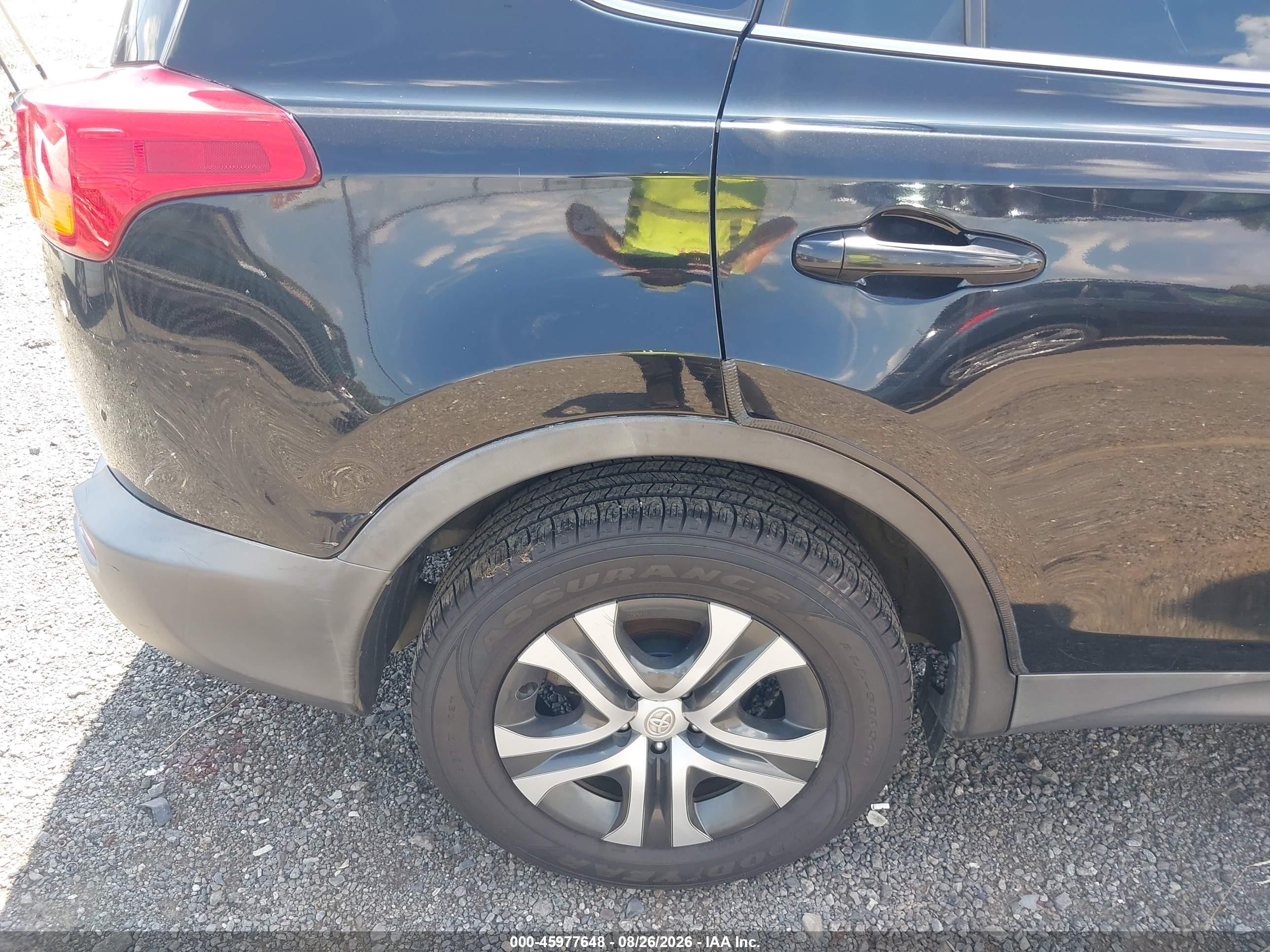 2015 Toyota Rav4 Le Black vin: 2T3BFREV0FW310735