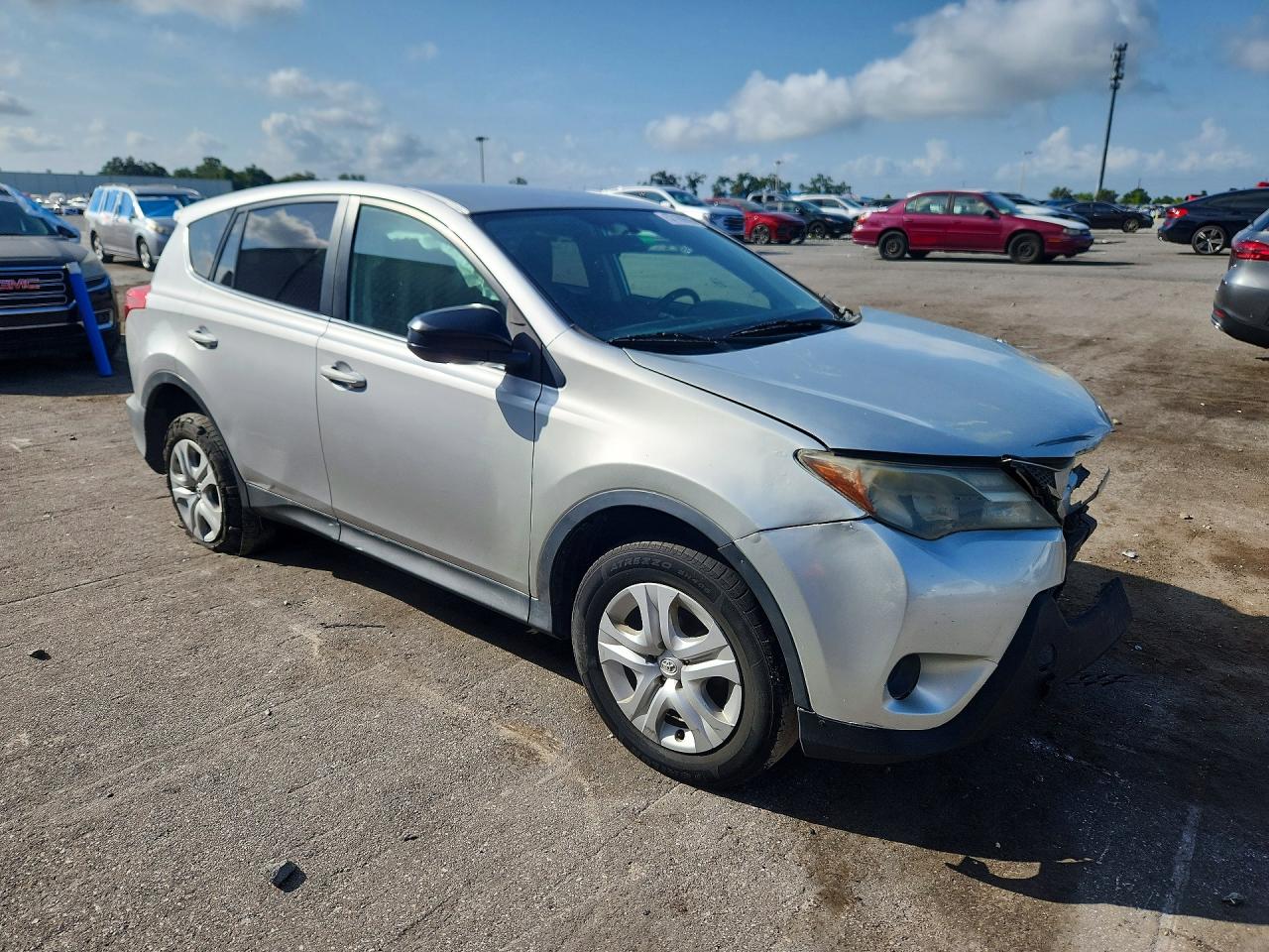 2015 Toyota Rav4 Le Silver vin: 2T3BFREV0FW317622