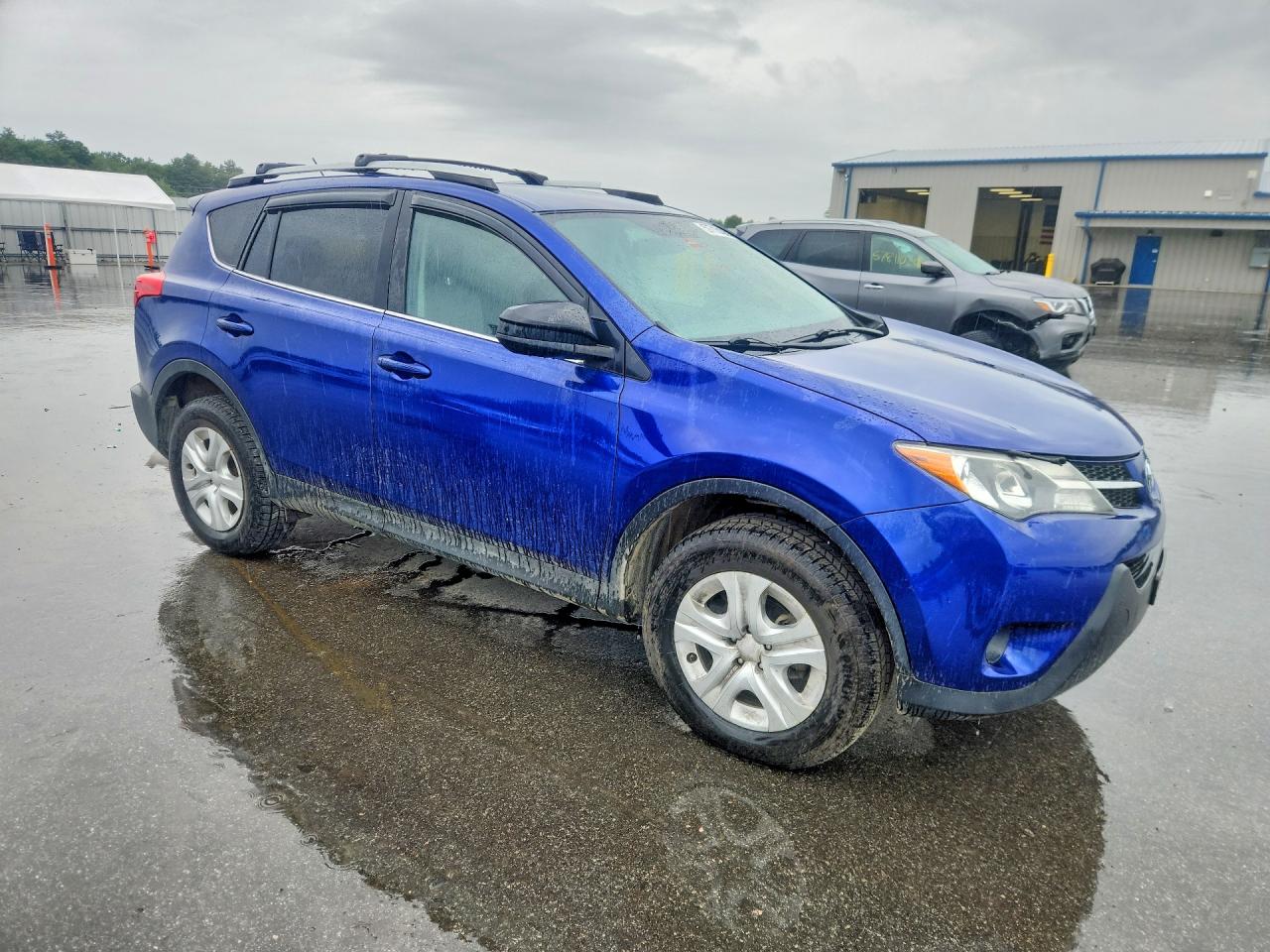 2015 Toyota Rav4 Le Blue vin: 2T3BFREV0FW357733