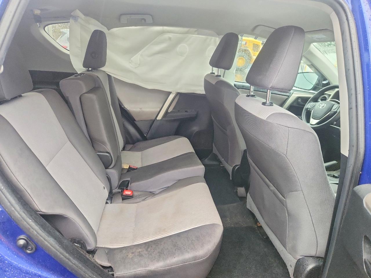 2015 Toyota Rav4 Le Blue vin: 2T3BFREV0FW357733