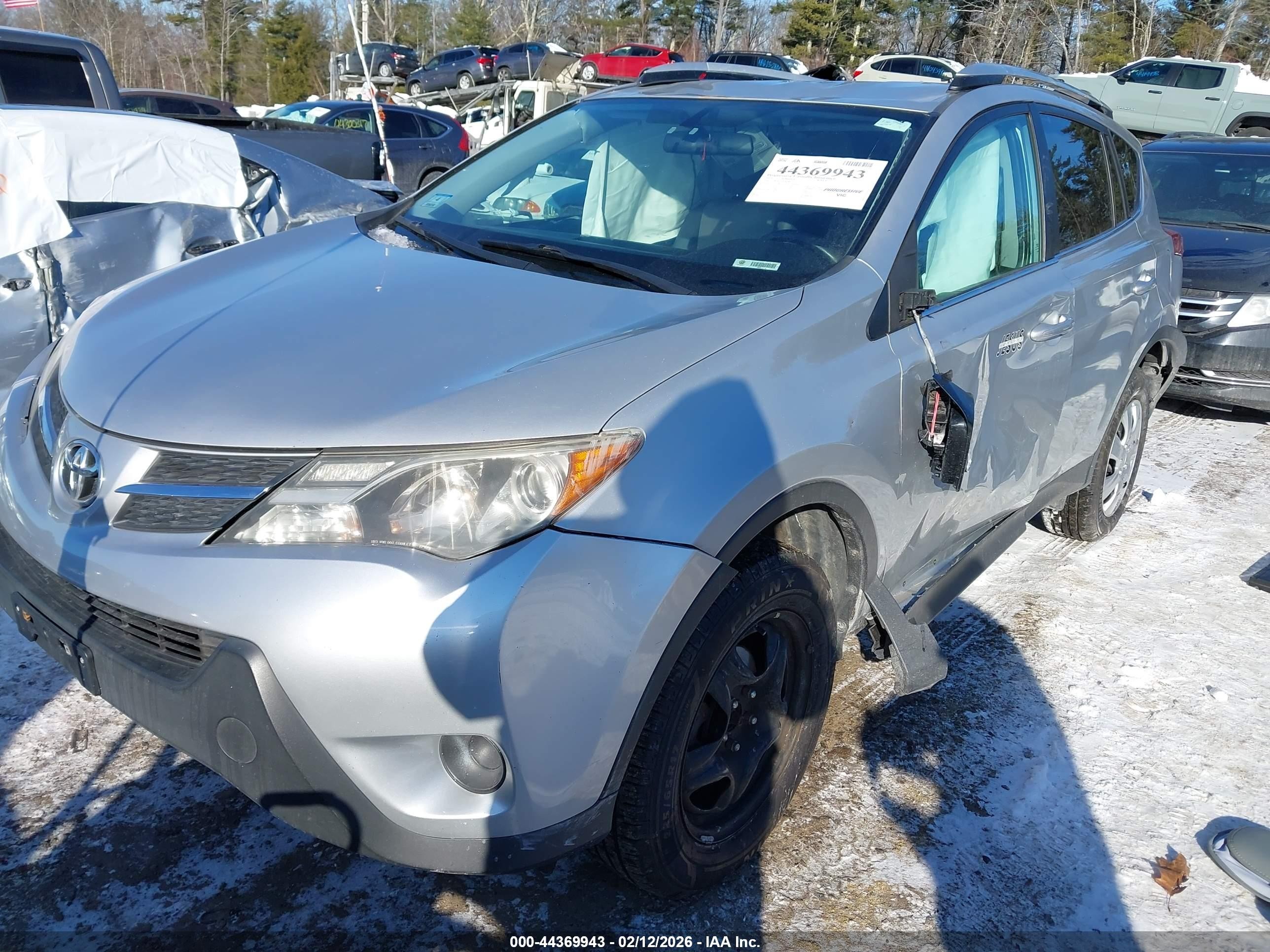 2015 Toyota Rav4 Le Silver vin: 2T3BFREV0FW384222