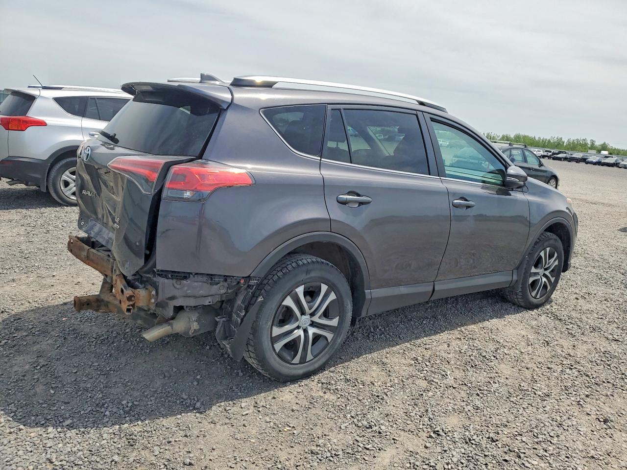 2017 Toyota Rav4 Le Серый vin: 2T3BFREV0HW613680
