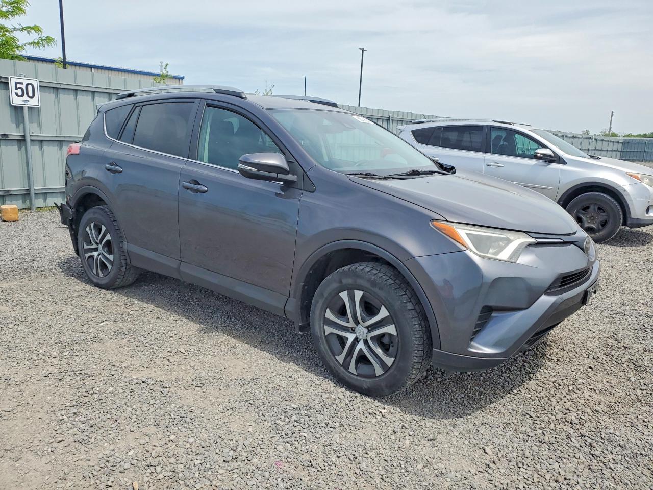 2017 Toyota Rav4 Le Серый vin: 2T3BFREV0HW613680