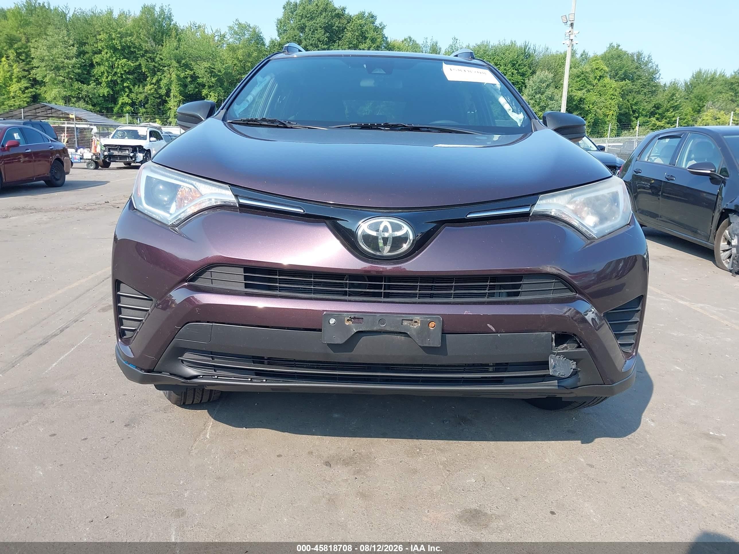 2017 Toyota Rav4 Le Purple vin: 2T3BFREV0HW620256