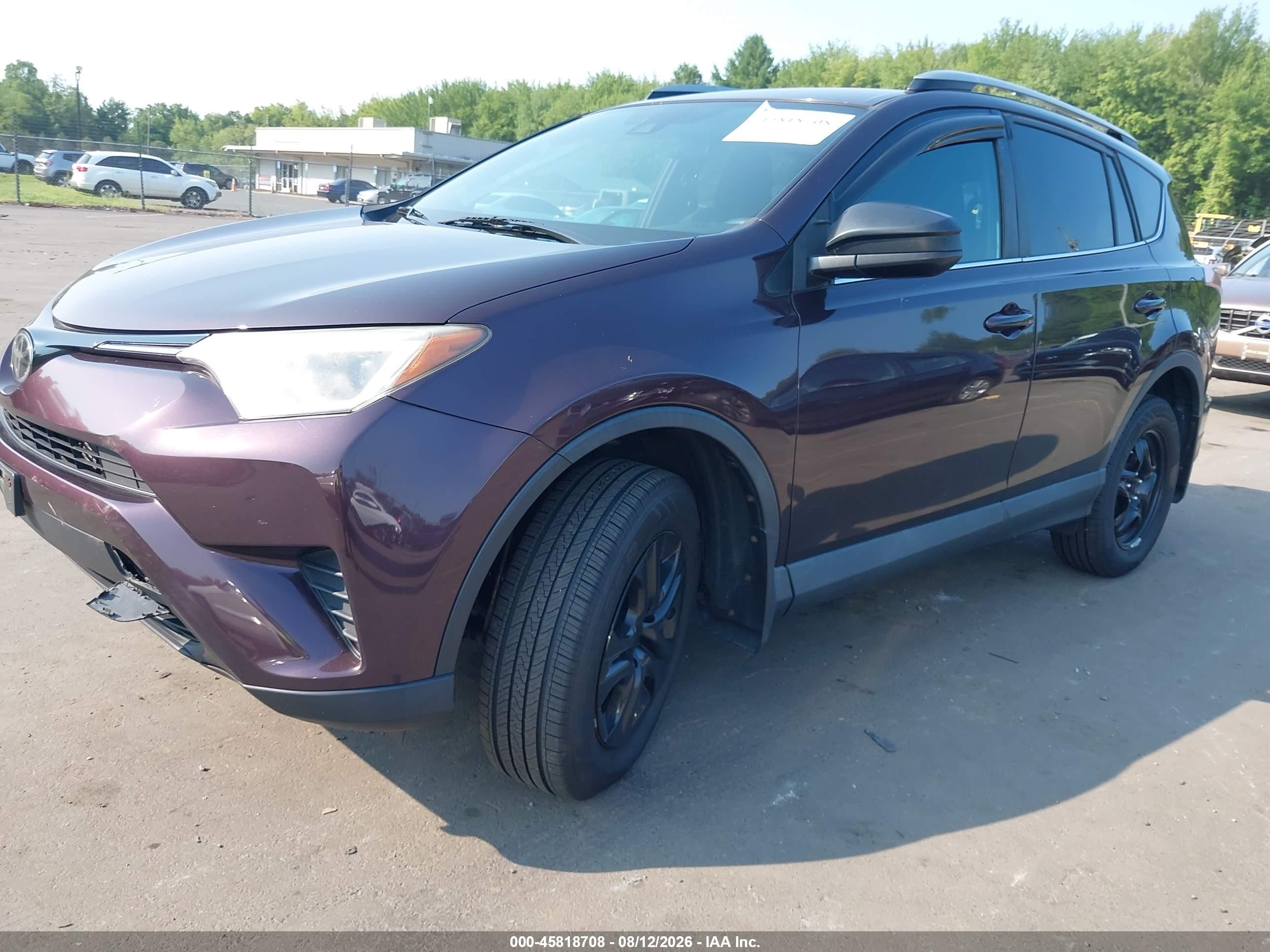 2017 Toyota Rav4 Le Purple vin: 2T3BFREV0HW620256