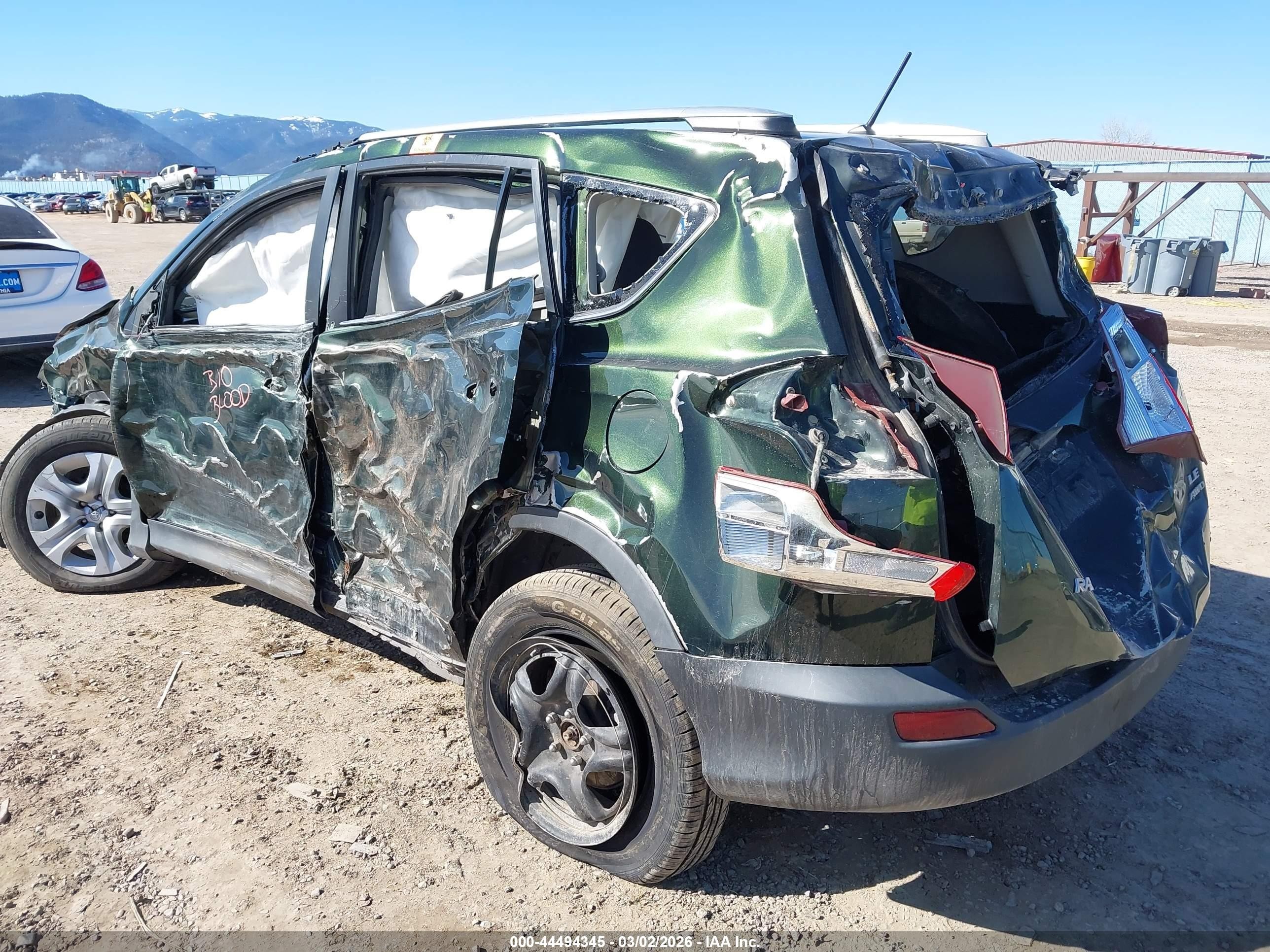 2013 Toyota Rav4 Le Green vin: 2T3BFREV1DW010215