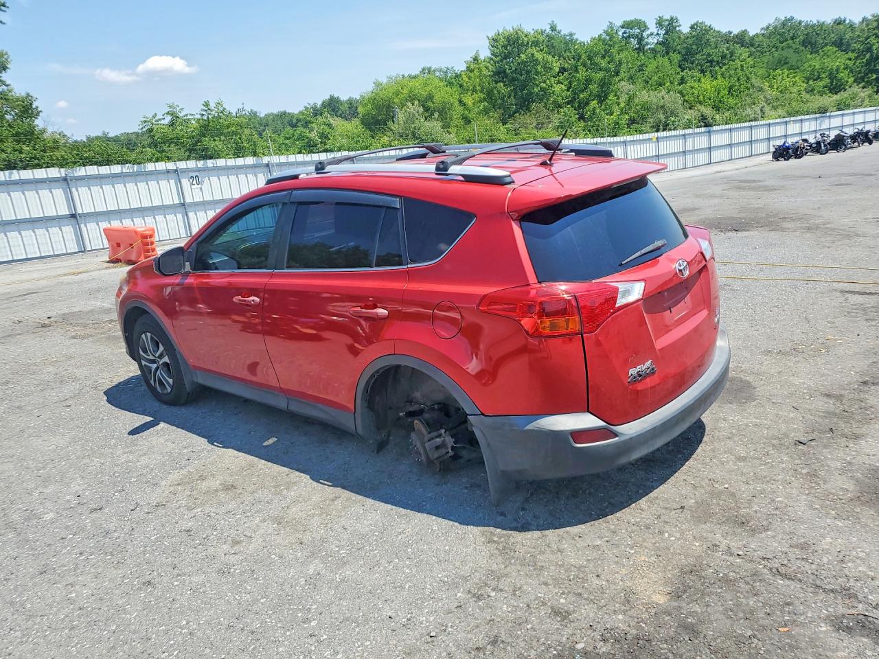 2013 Toyota Rav4 Le Red vin: 2T3BFREV1DW033204