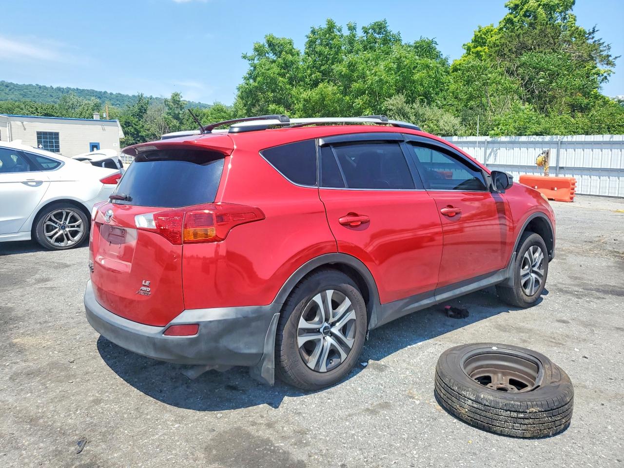 2013 Toyota Rav4 Le Red vin: 2T3BFREV1DW033204