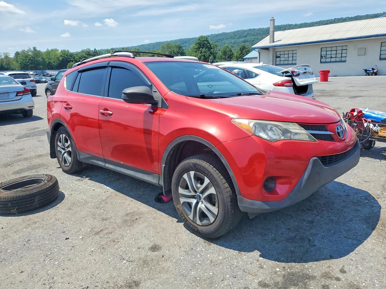 2013 Toyota Rav4 Le Red vin: 2T3BFREV1DW033204
