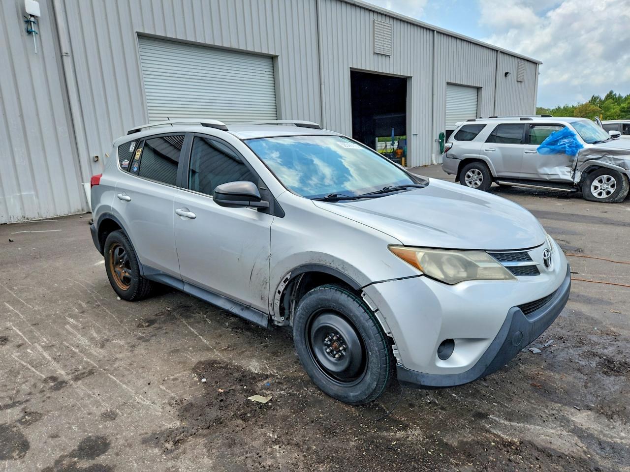 2013 Toyota Rav4 Le Silver vin: 2T3BFREV1DW035261
