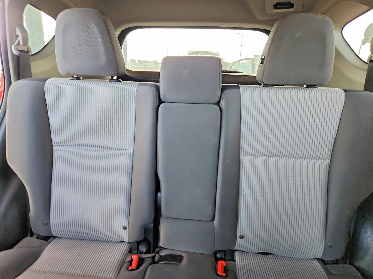 2013 Toyota Rav4 Le Red vin: 2T3BFREV1DW050276