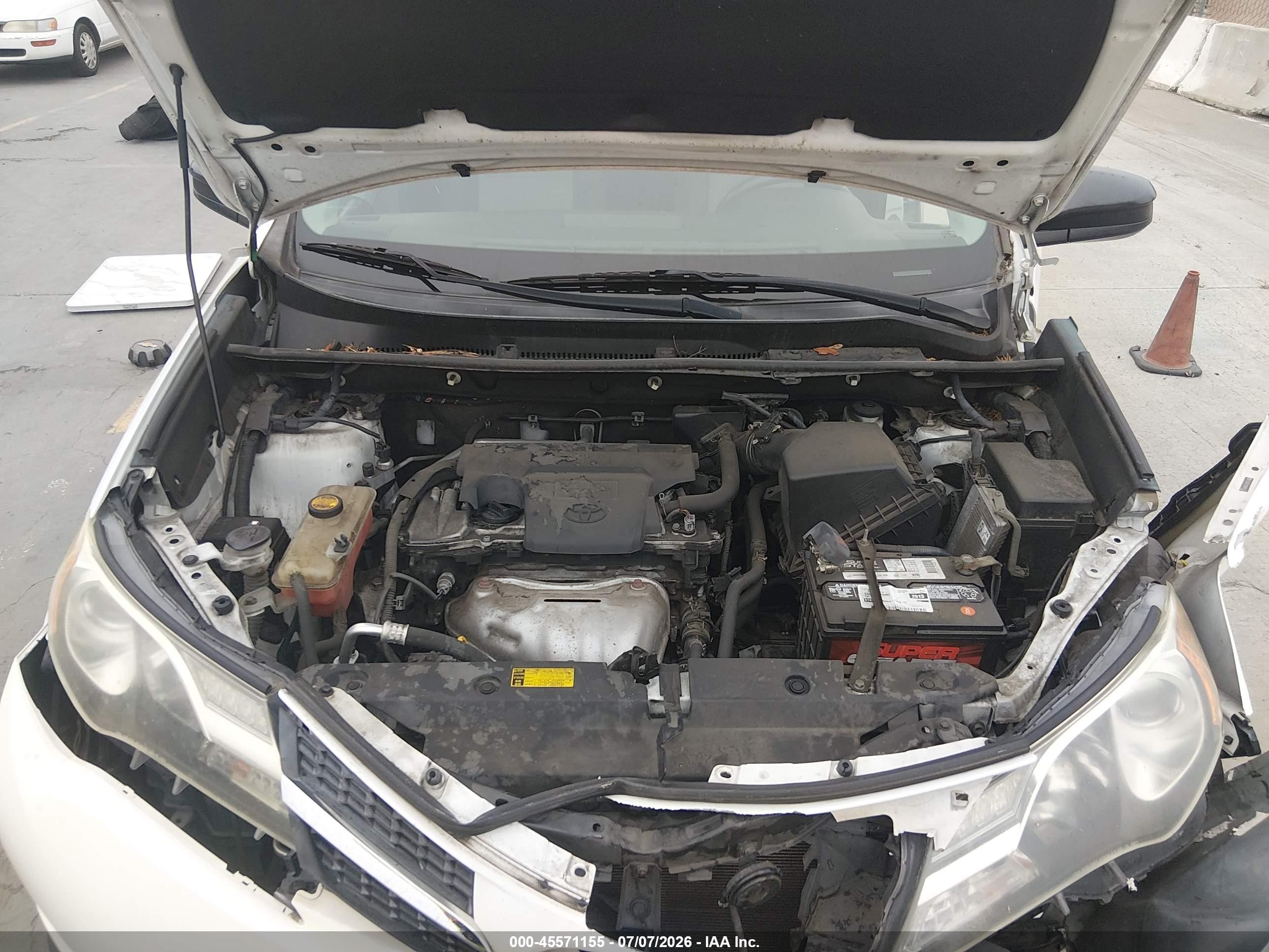 2013 Toyota Rav4 Le White vin: 2T3BFREV1DW084539