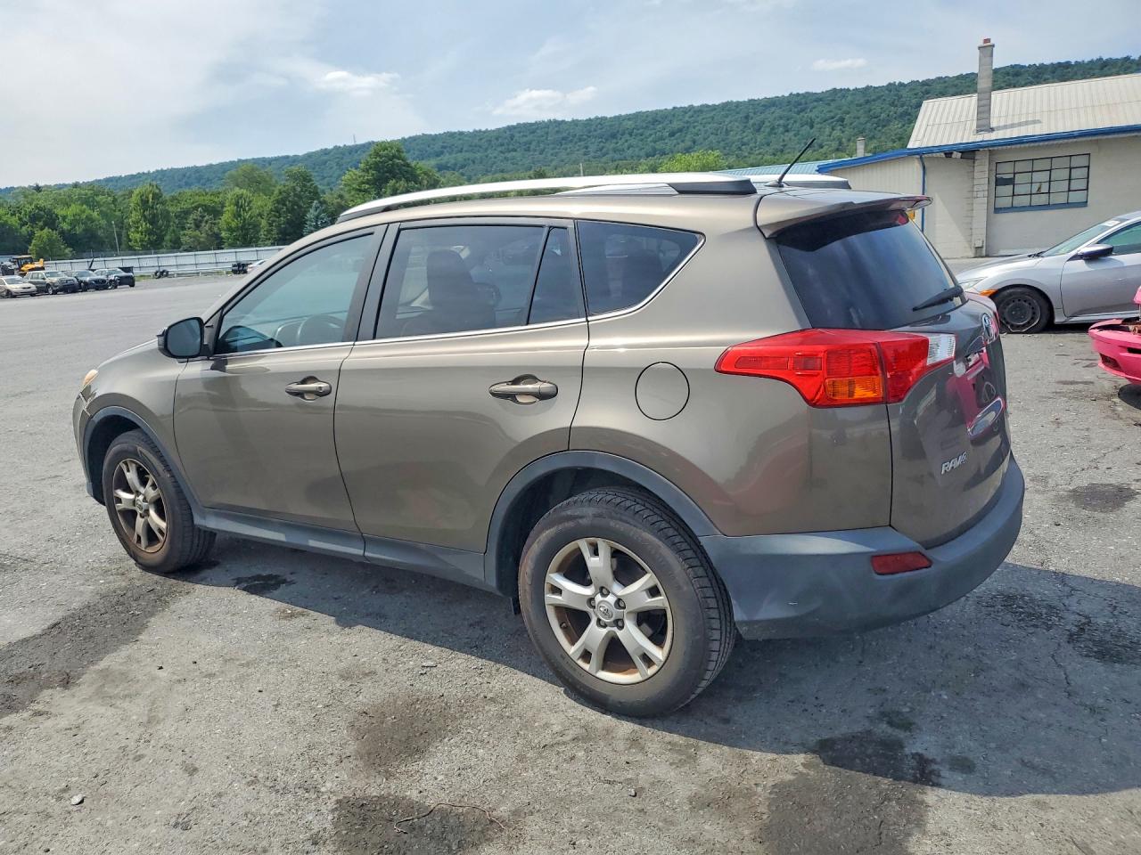 2013 Toyota Rav4 Le Brown vin: 2T3BFREV1DW088798