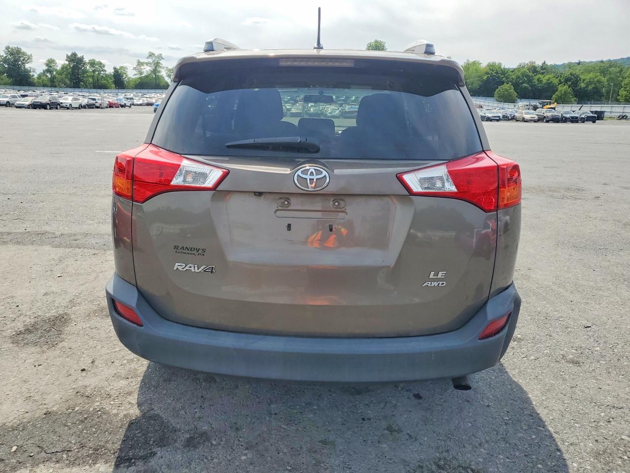 2013 Toyota Rav4 Le Brown vin: 2T3BFREV1DW088798