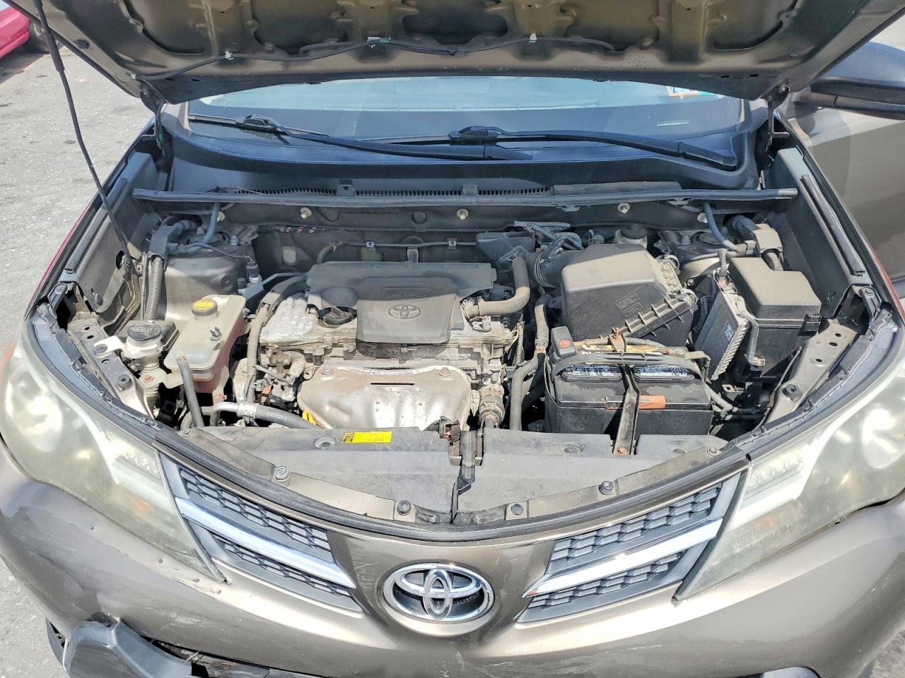 2013 Toyota Rav4 Le Brown vin: 2T3BFREV1DW088798