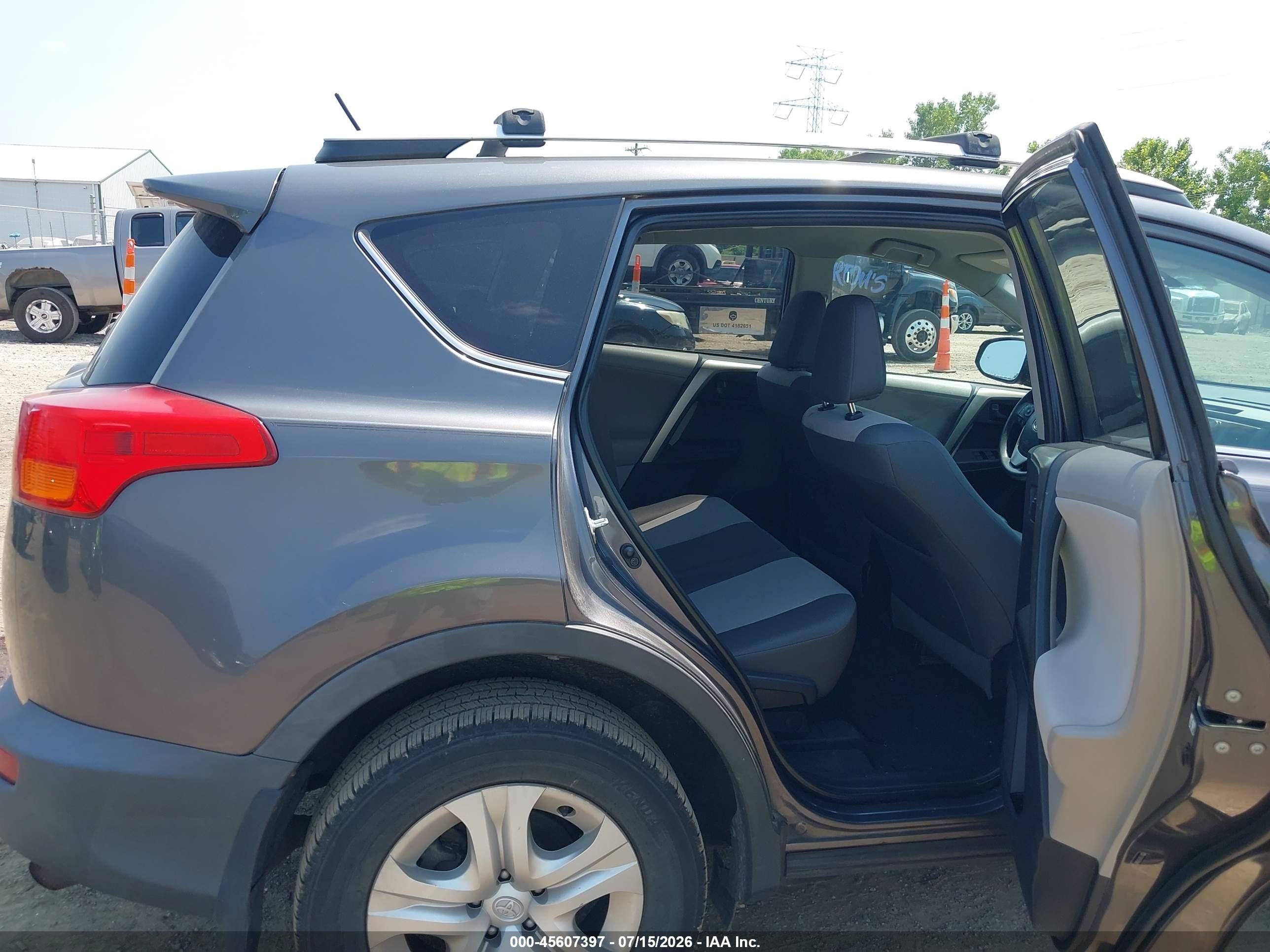 2013 Toyota Rav4 Le Серый vin: 2T3BFREV1DW095301