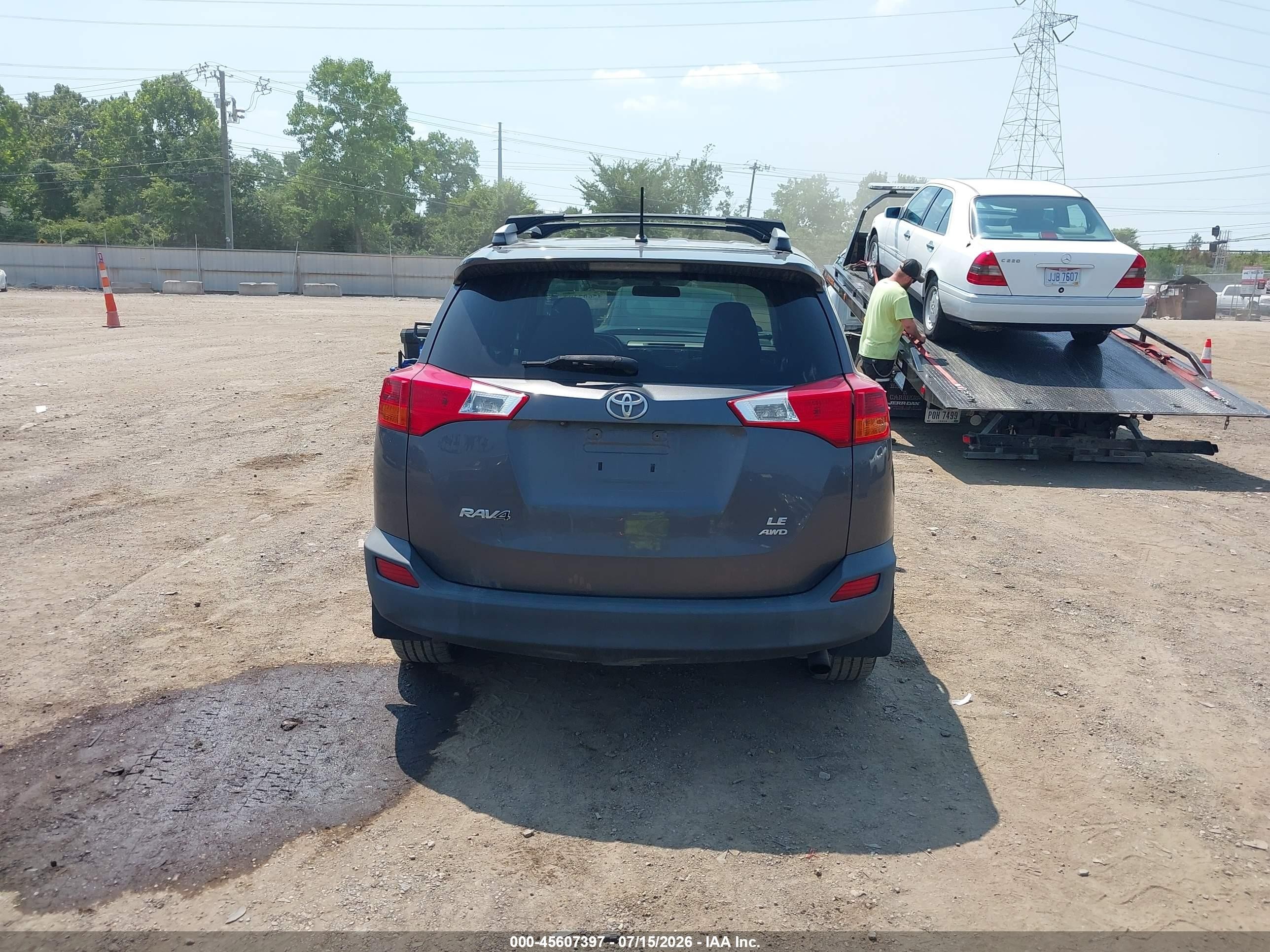 2013 Toyota Rav4 Le Серый vin: 2T3BFREV1DW095301