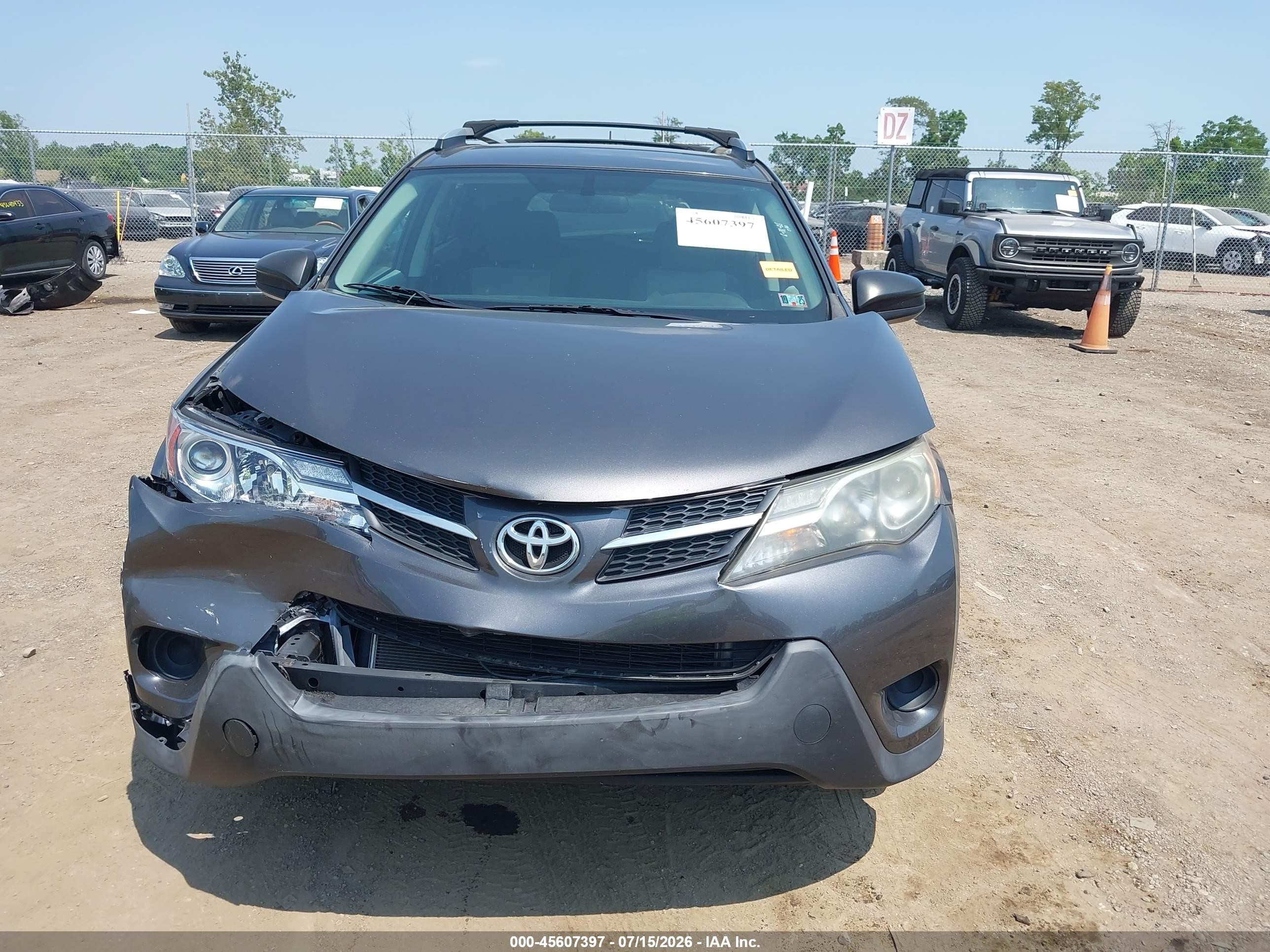2013 Toyota Rav4 Le Серый vin: 2T3BFREV1DW095301