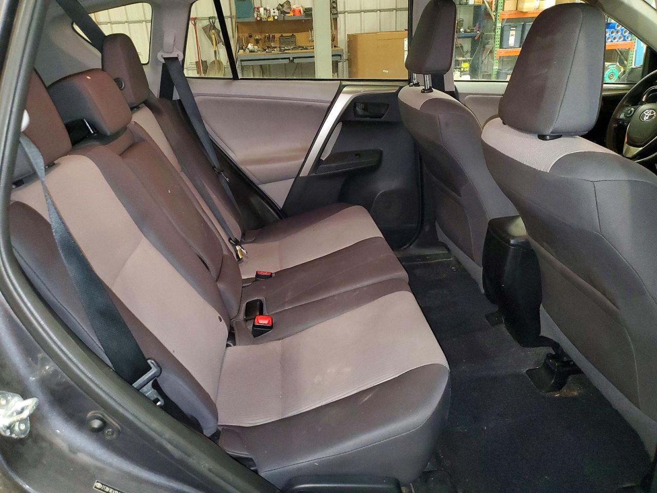 2013 Toyota Rav4 Le Gray vin: 2T3BFREV1DW118611