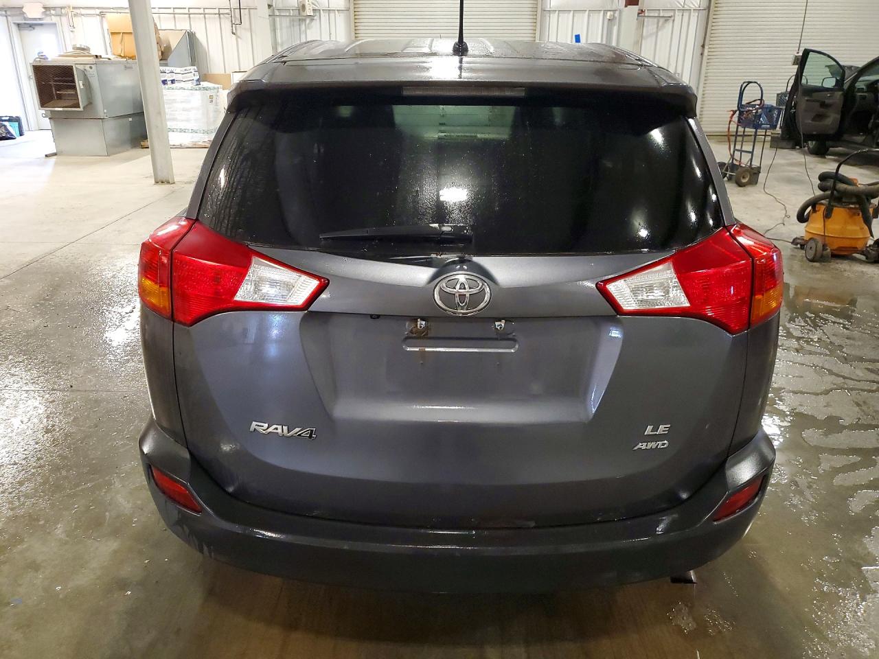 2013 Toyota Rav4 Le Gray vin: 2T3BFREV1DW118611