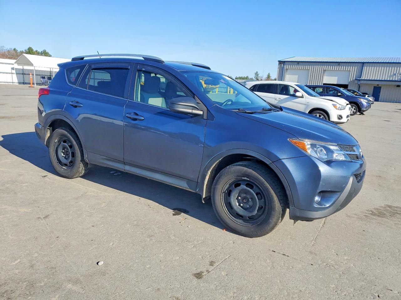 2013 Toyota Rav4 Le Blue vin: 2T3BFREV1DW124103