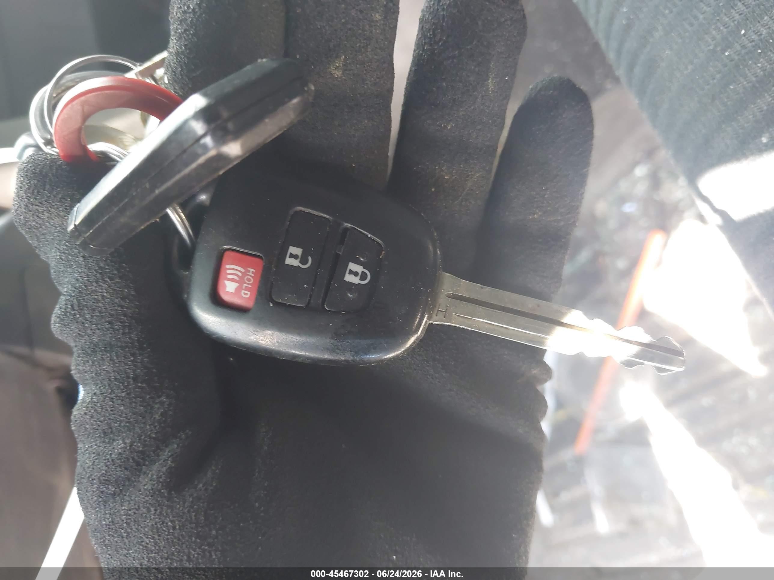 2014 Toyota Rav4 Le Pewter vin: 2T3BFREV1EW197974